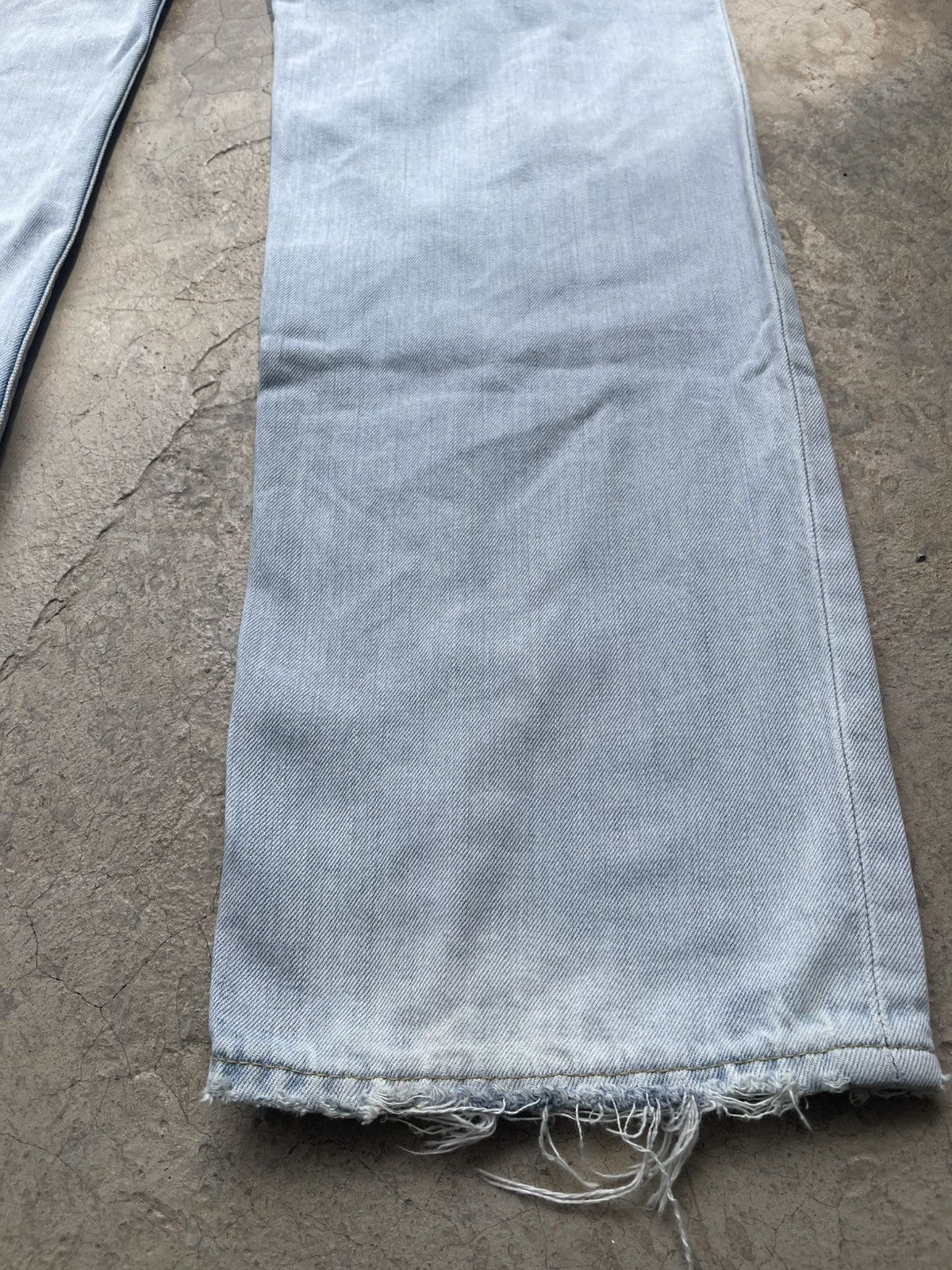 Levi's Vintage Levi’s 502 Light Wash Thrashed Distressed Denim Size US 30 / EU 46 - 11 Thumbnail