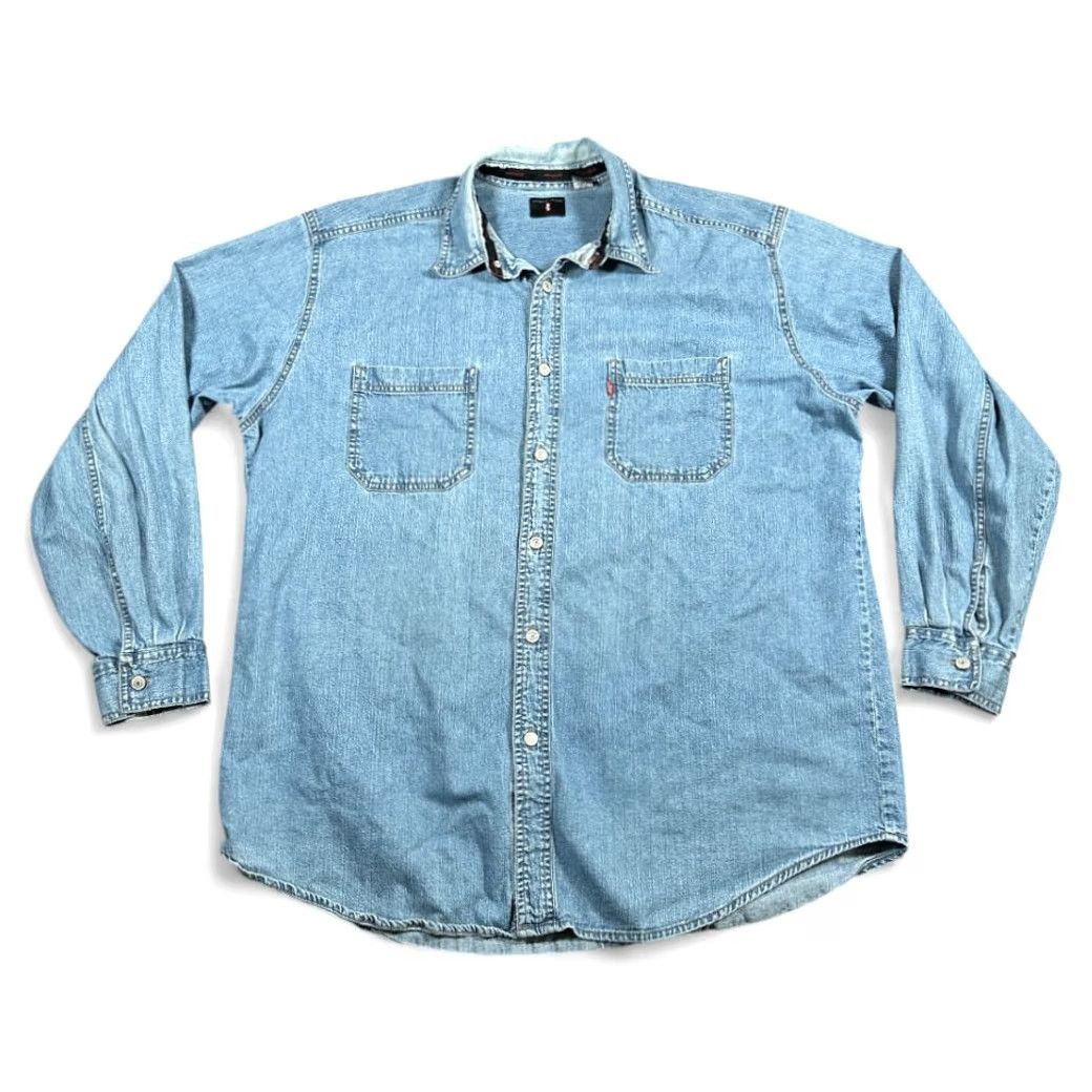 Levi's VINTAGE Levi's Shirt Levi's Denim Shirt Adult Large Light Blue 90s Size US L / EU 52-54 / 3 - 2 Thumbnail
