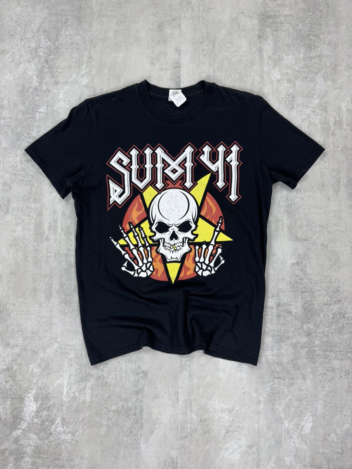 Gildan GILDAN SUM 41 European Tour T-shirt size M Size US M / EU 48-50 / 2 - 1 Thumbnail