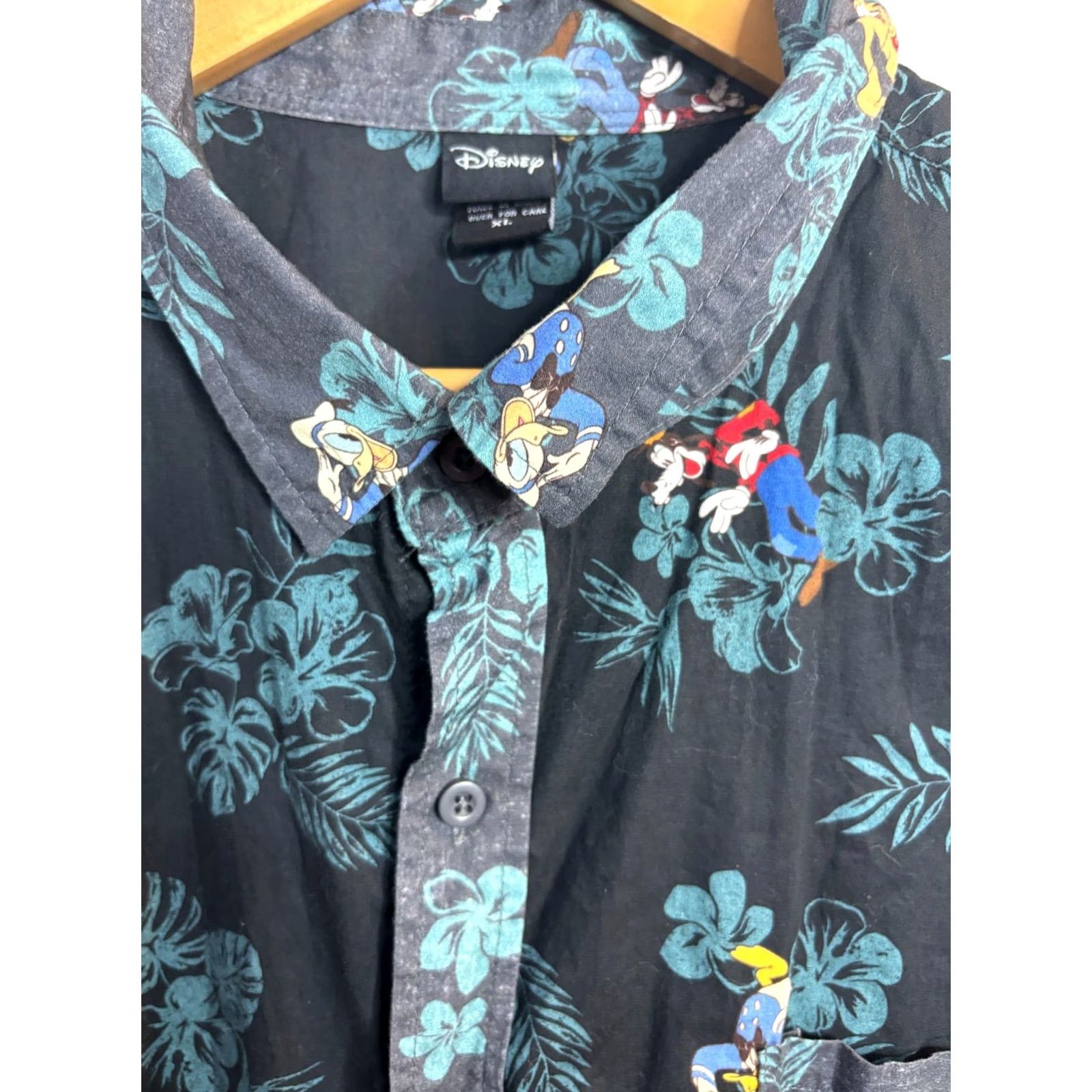 Disney Disney Shirt Button-Up Camp Character Hawaiian Golf Mens XL Blue Short Sleeve Button-Front Vintage: No 8/10 2153 Size US XL / EU 56 / 4 - 4 Thumbnail