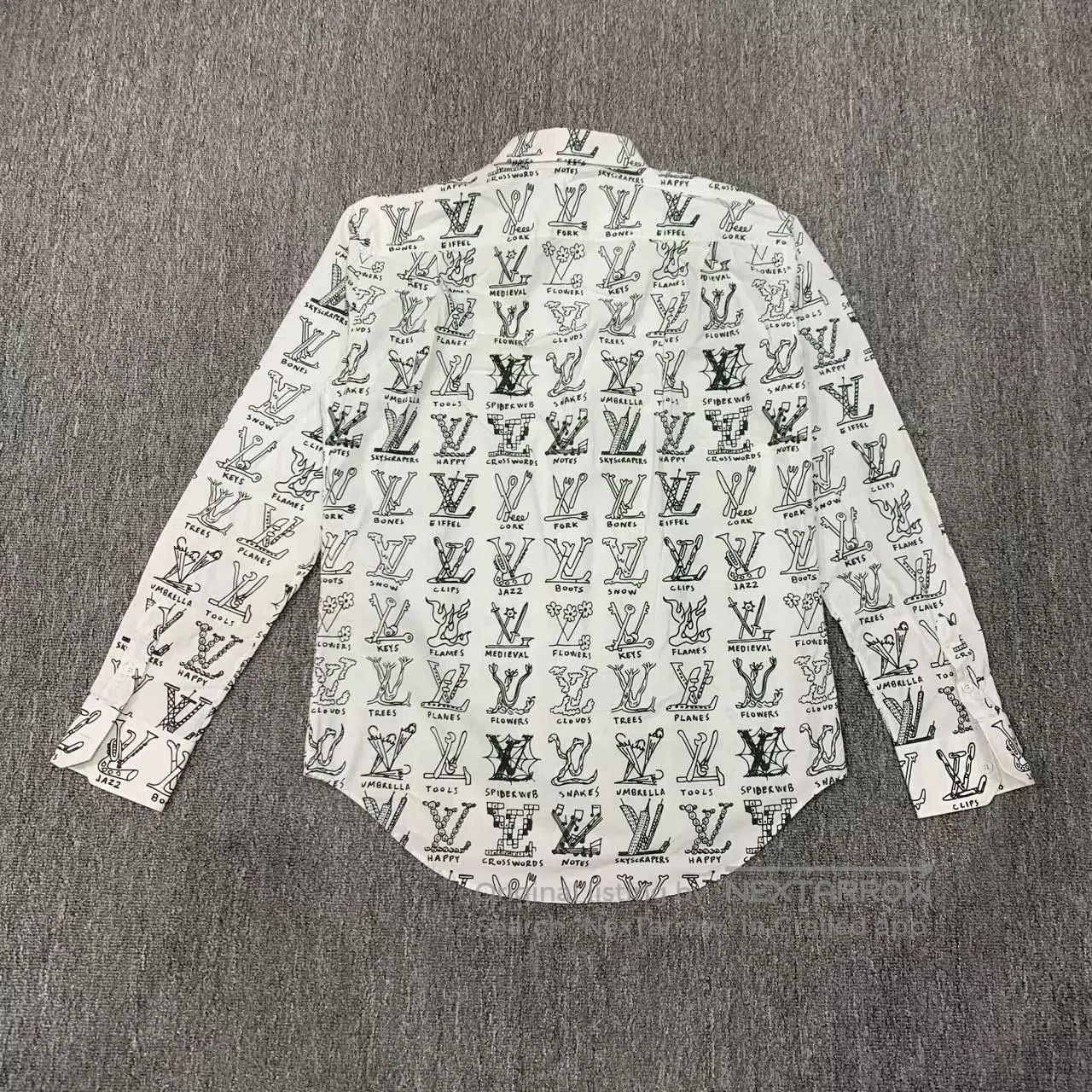 Louis Vuitton Multi Print Long Sleeve Button-Up Shirt (S). Size US S / EU 44-46 / 1 - 2 Thumbnail