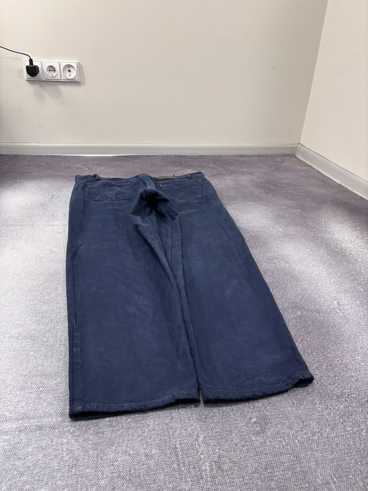 Levi's Vintage 1990s Levi’s 550 Orange Tab Navy Blue Denim Jeans Size US 42 / EU 58 - 3 Thumbnail