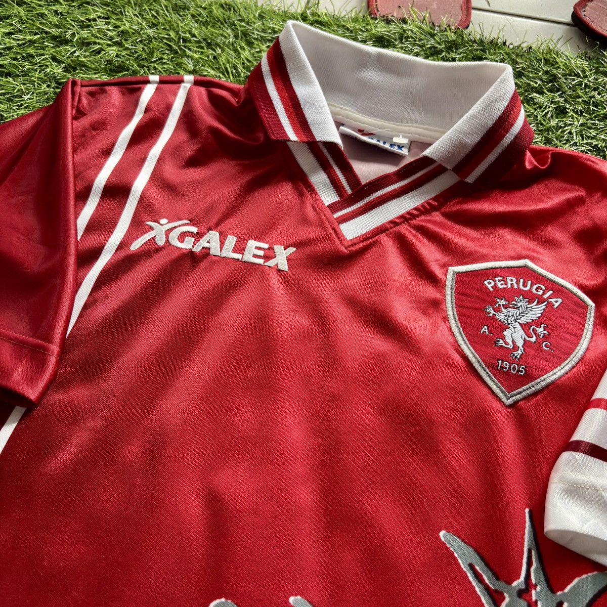 Other Perugia Home 1998-99 Nakata #7 Soccer Jersey Size US M / EU 48-50 / 2 - 3 Thumbnail