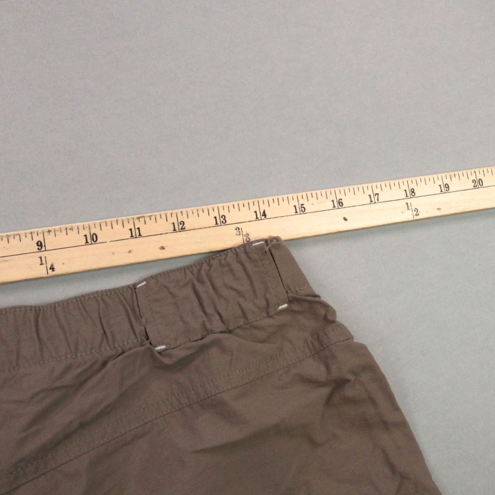Vintage Columbia Pants Women Medium Lightweight Straight Leg Outdoors Pockets Brown Nylon Knit Blocked Short Size 32" / US 10 / IT 46 - 5 Thumbnail