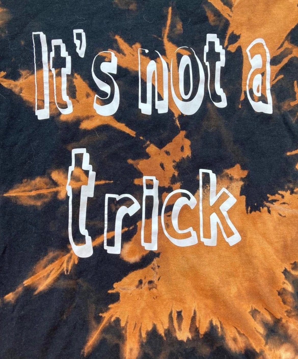 Vintage Y2K Bleached Tie Dye Croptop “Its Not a trick” Size Large Size US L / EU 52-54 / 3 - 5 Thumbnail