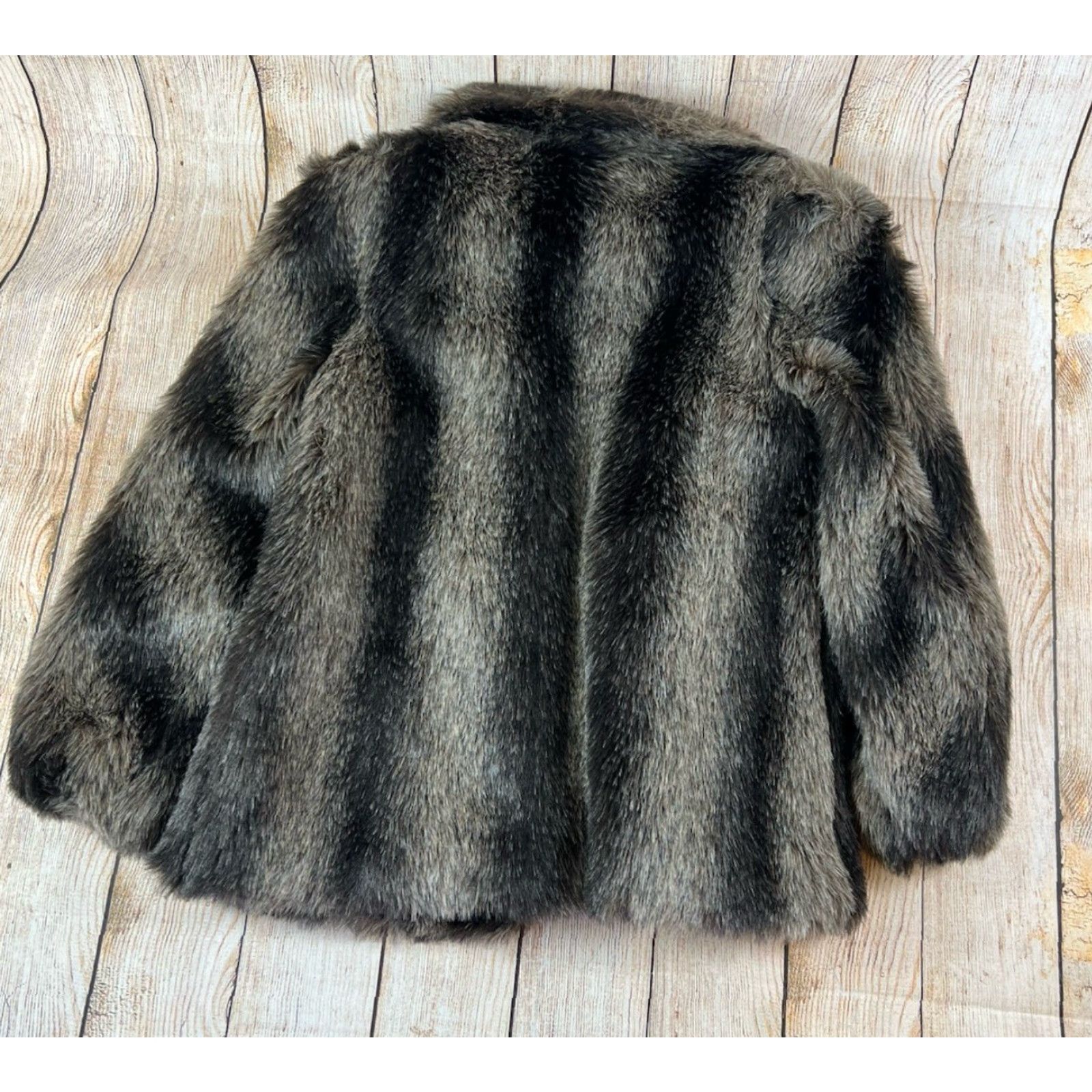 Jordache VINTAGE Jordache Jacket Womens Overcoat Striped Faux Fur Acrylic Brown Size M USA 13/14 Size M / US 6-8 / IT 42-44 - 2 Thumbnail
