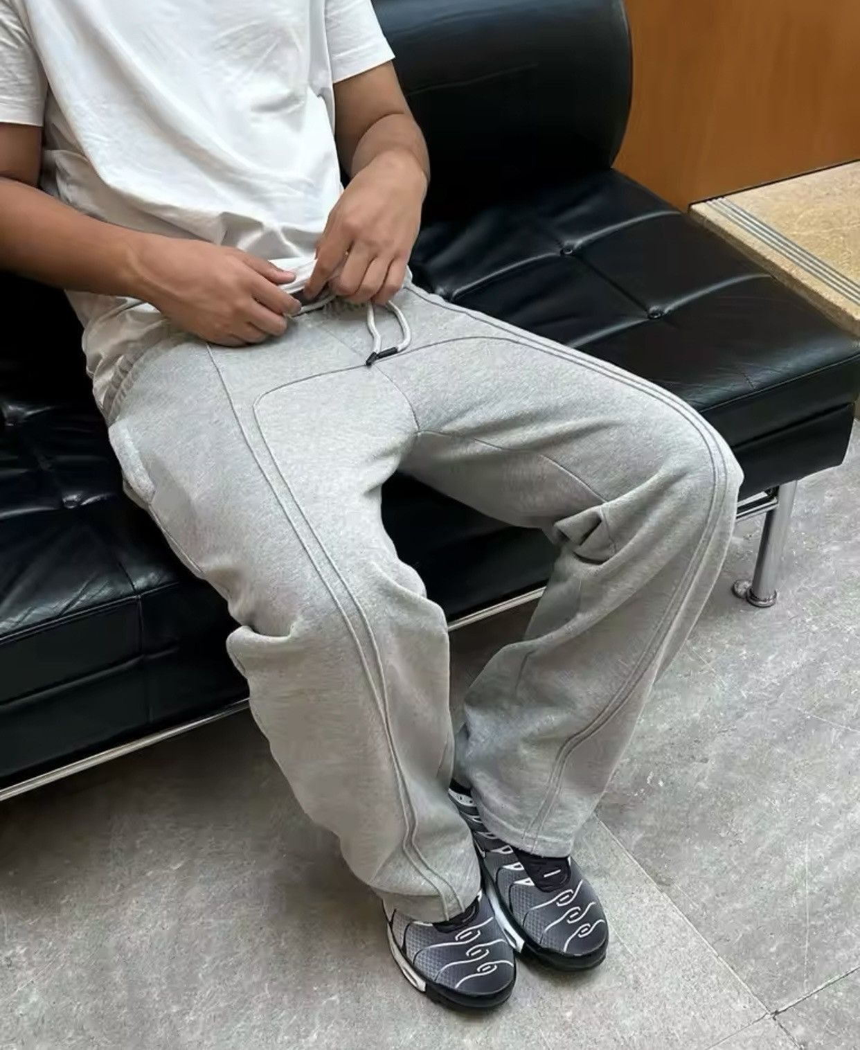 Japanese Brand × Other Pure Cotton Elastic Waist Baggy Sweatpants Size US 30 / EU 46 - 1 Thumbnail