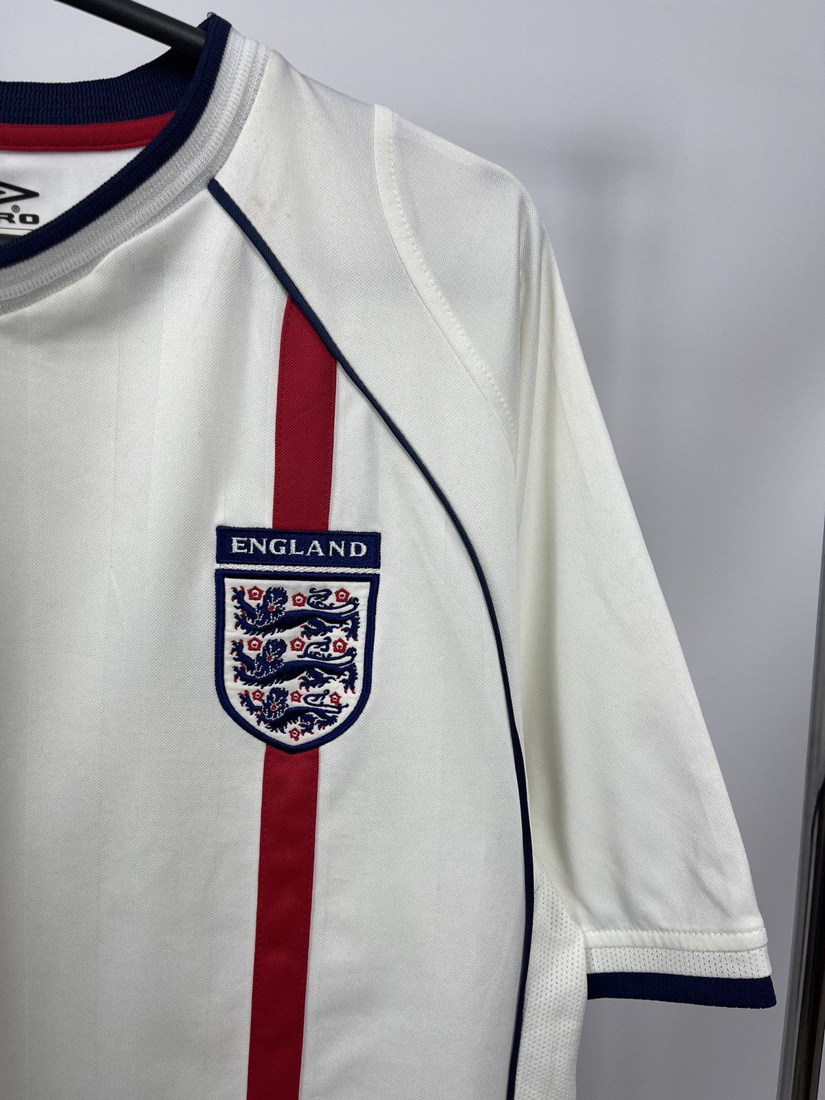 Umbro England Football Shirt Size M White Home Kit Umbro 2001 - 03 Size US M / EU 48-50 / 2 - 2 Thumbnail