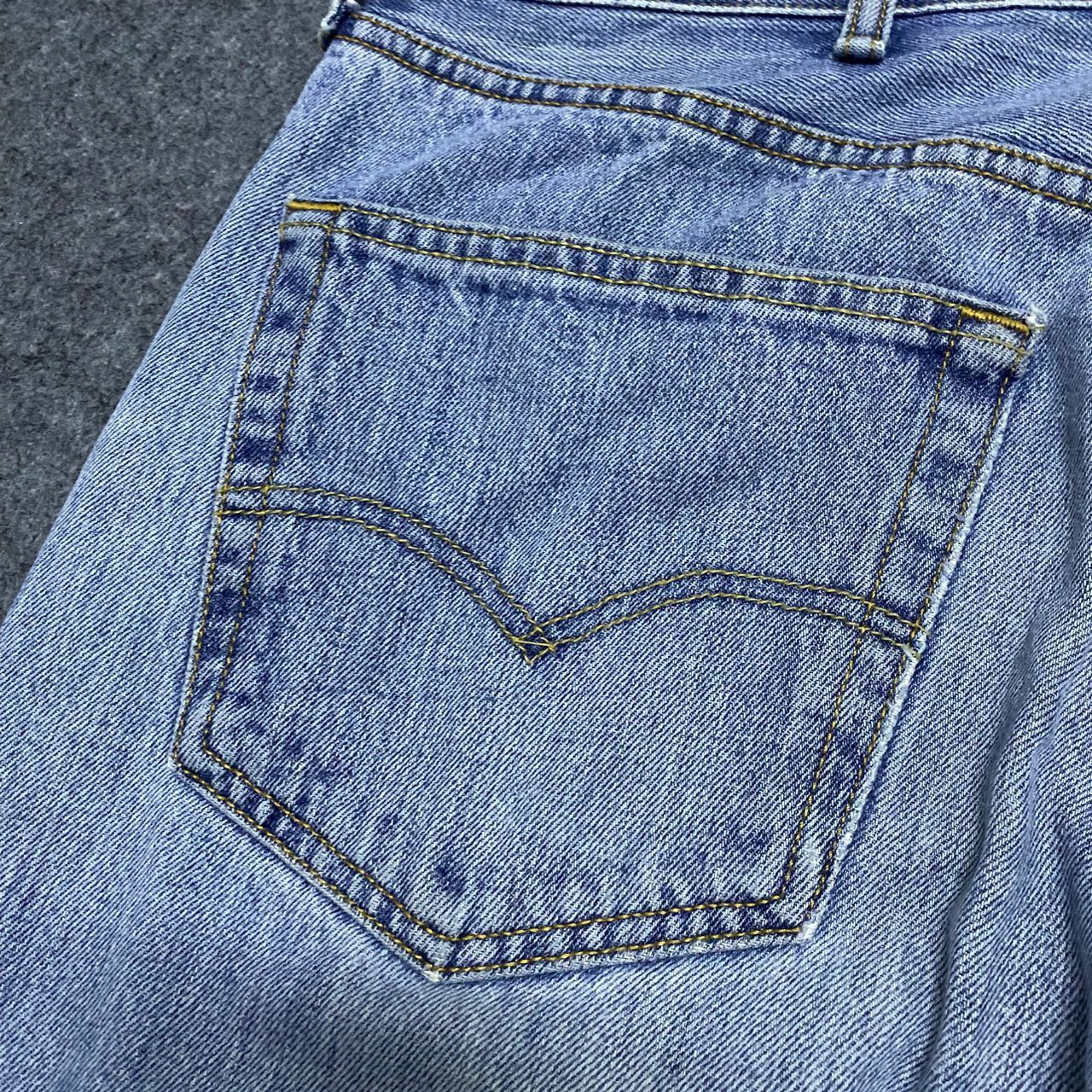 Levi's Vintage Levis 501 Distressed denim Kurt Cobain Style Size US 39 - 12 Thumbnail