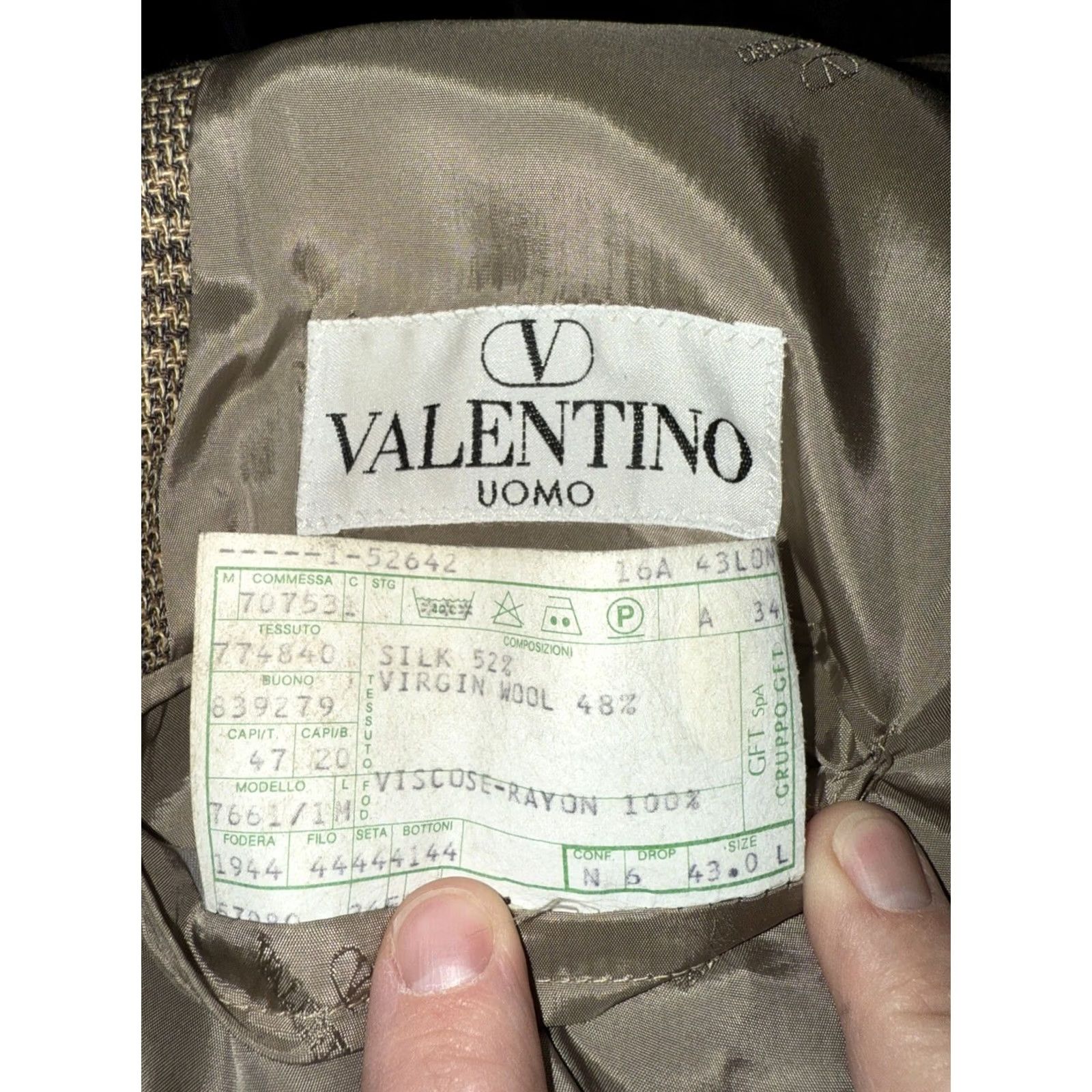 Valentino VTG Valentino plaid Blazer Sport Coat Wool Silk Blend MENS 43 L Beige Tweed Long Casual Jacket Blazer Mens 43 Size 46R - 2 Thumbnail