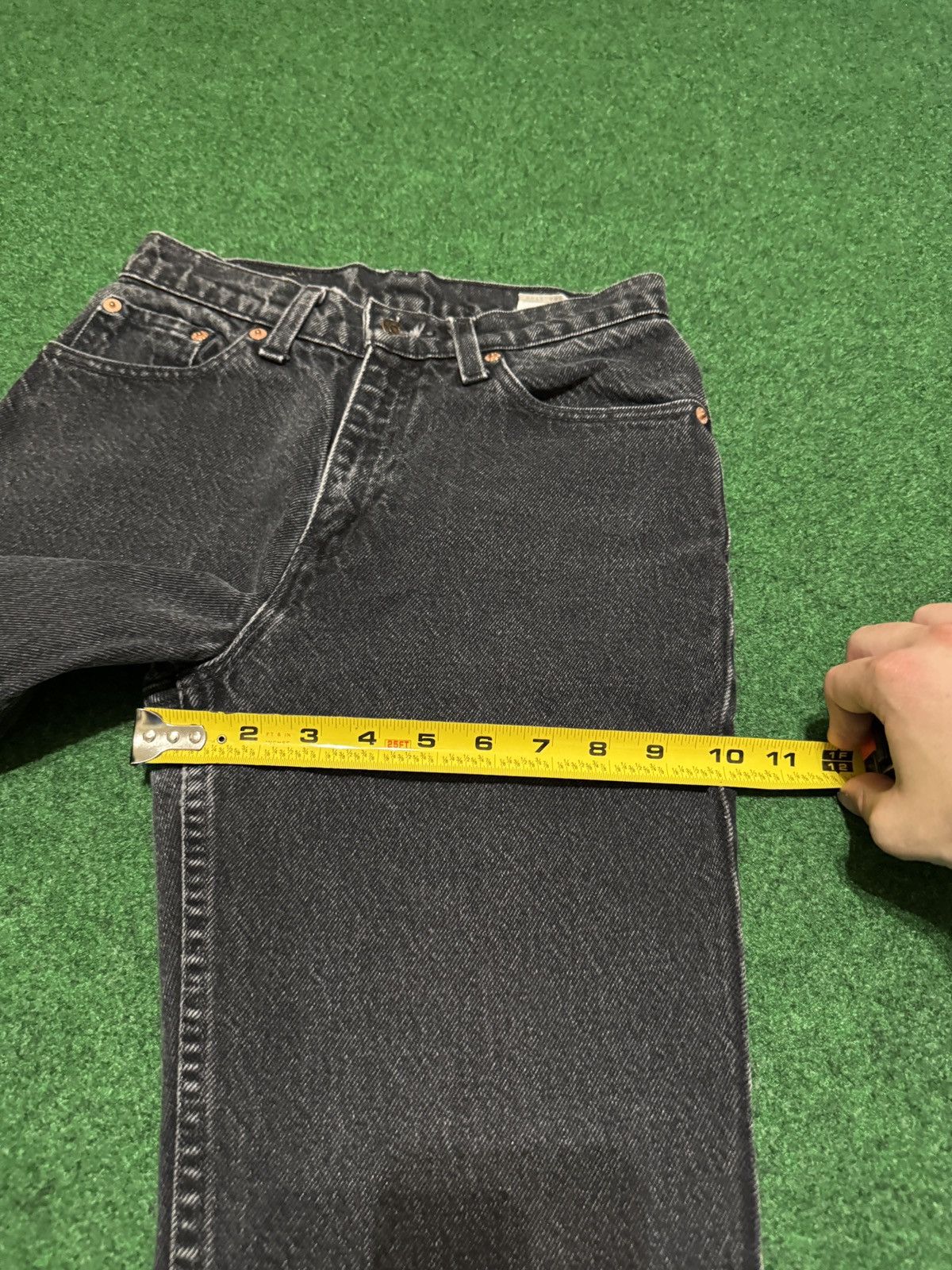Levi's Vintage Clothing Vintage 90s Levi’s 512 Slim Taper Women 5 Black Denim Jeans Size 26" / US 2 / IT 38 - 11 Thumbnail