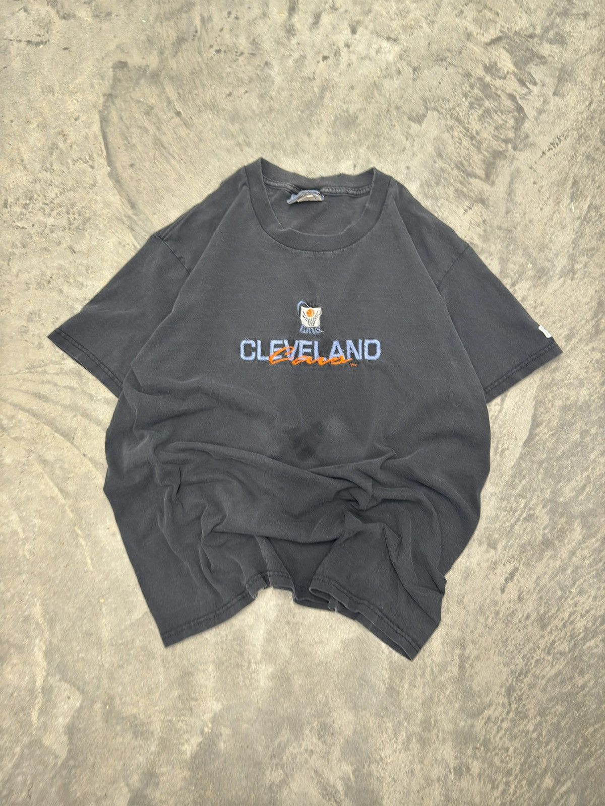 Designer × Vintage 90s cleveland cavaliers tshirt Size US L / EU 52-54 / 3 - 1 Thumbnail