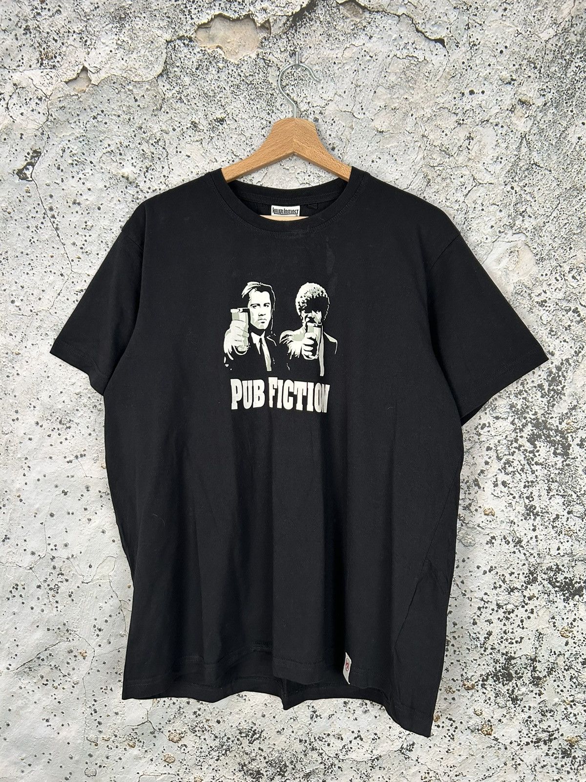 Vintage Pub Fiction Humor Movie Graphic Tee Vintage Size US XL / EU 56 / 4 - 1 Thumbnail