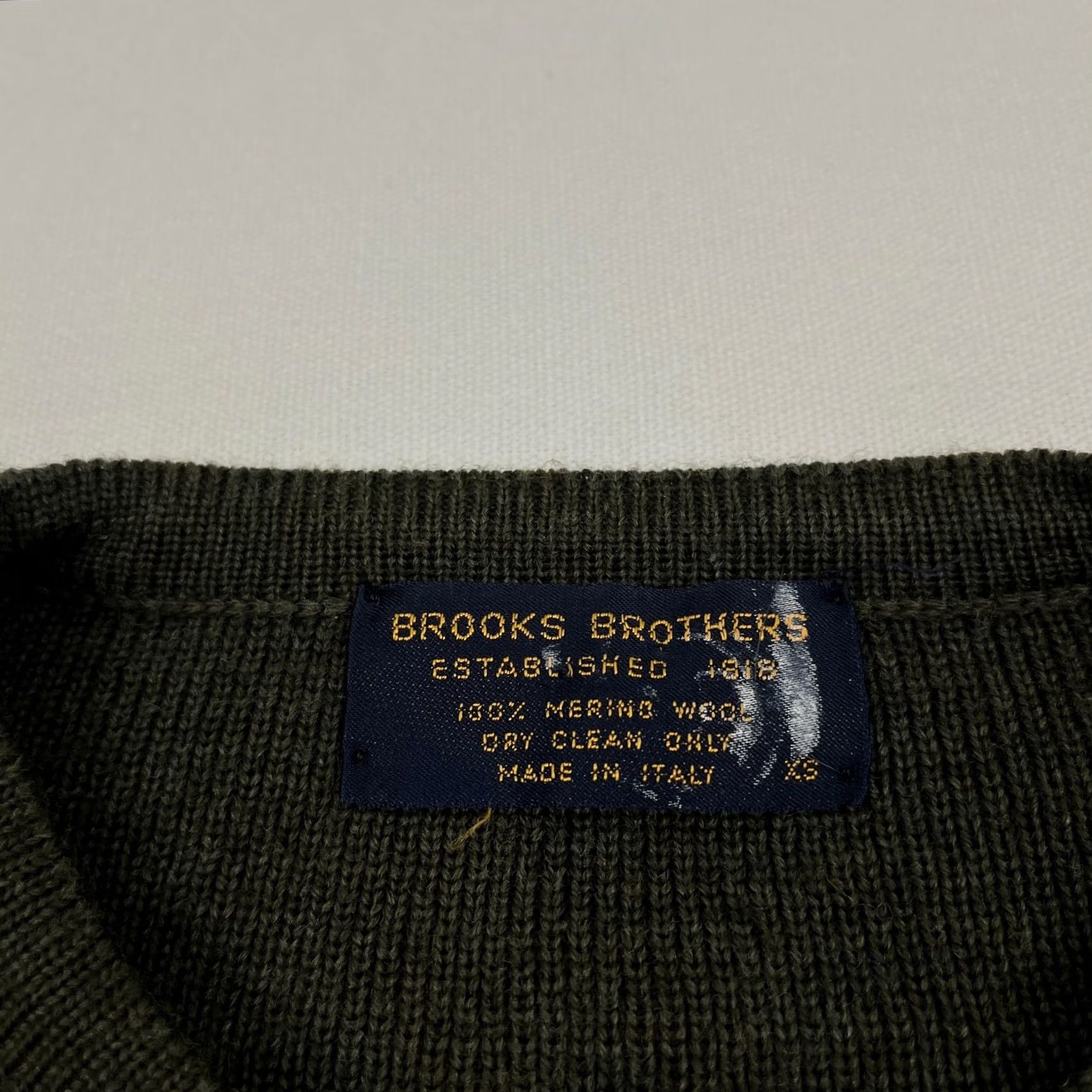 Brooks Brothers VINTAGE Brooks Brothers Cardigan Womens XS Green Merino Wool Gold Button Accents Italy Cardigan Womens XS Green Merino Wool Gold Button Accents Italy Size XS / US 0-2 / IT 36-38 - 2 Thumbnail