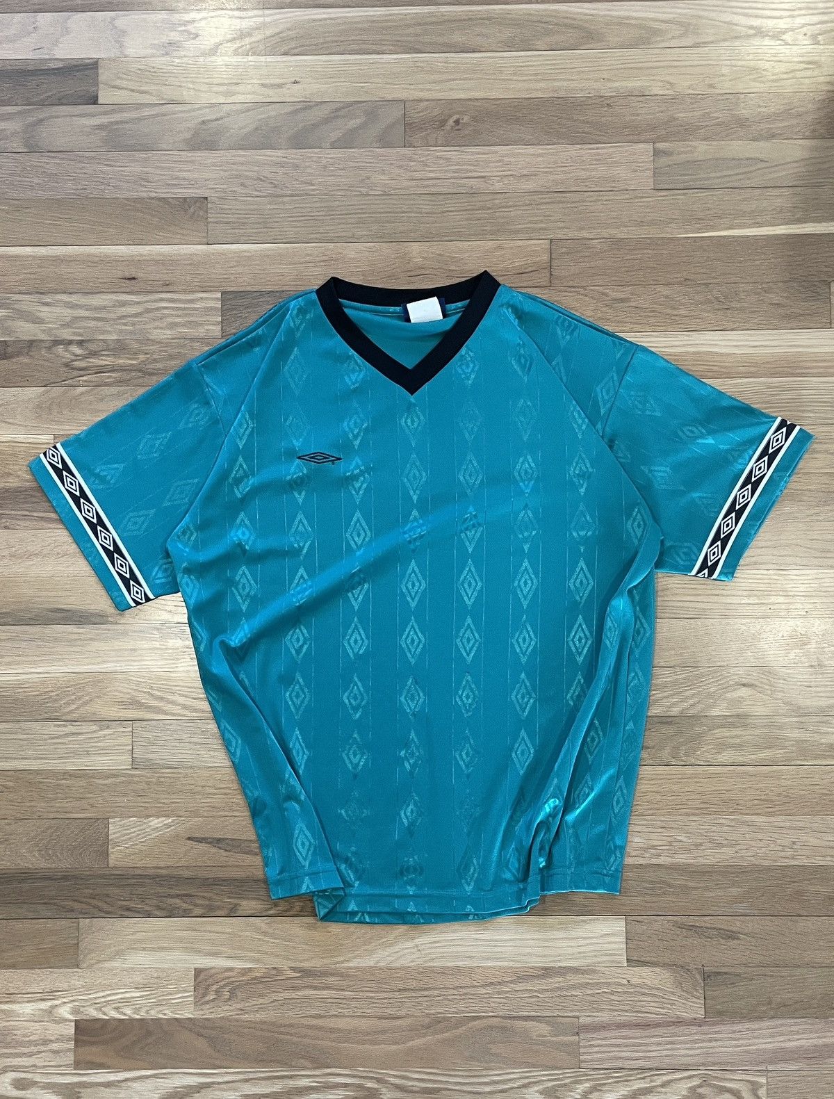 Umbro umbro Soccer t-shirt men xl Size US XL / EU 56 / 4 - 1 Thumbnail