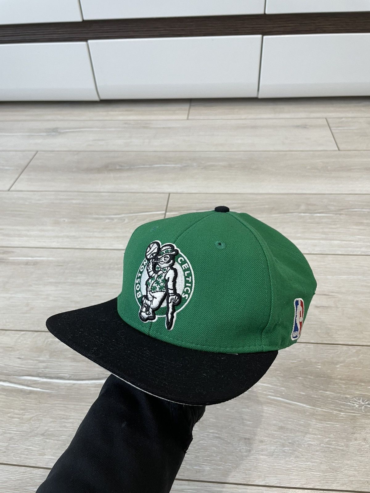 NBA × Vintage Vintage Celtic Boston Mitchell&Ness cap Size ONE SIZE - 1 Thumbnail