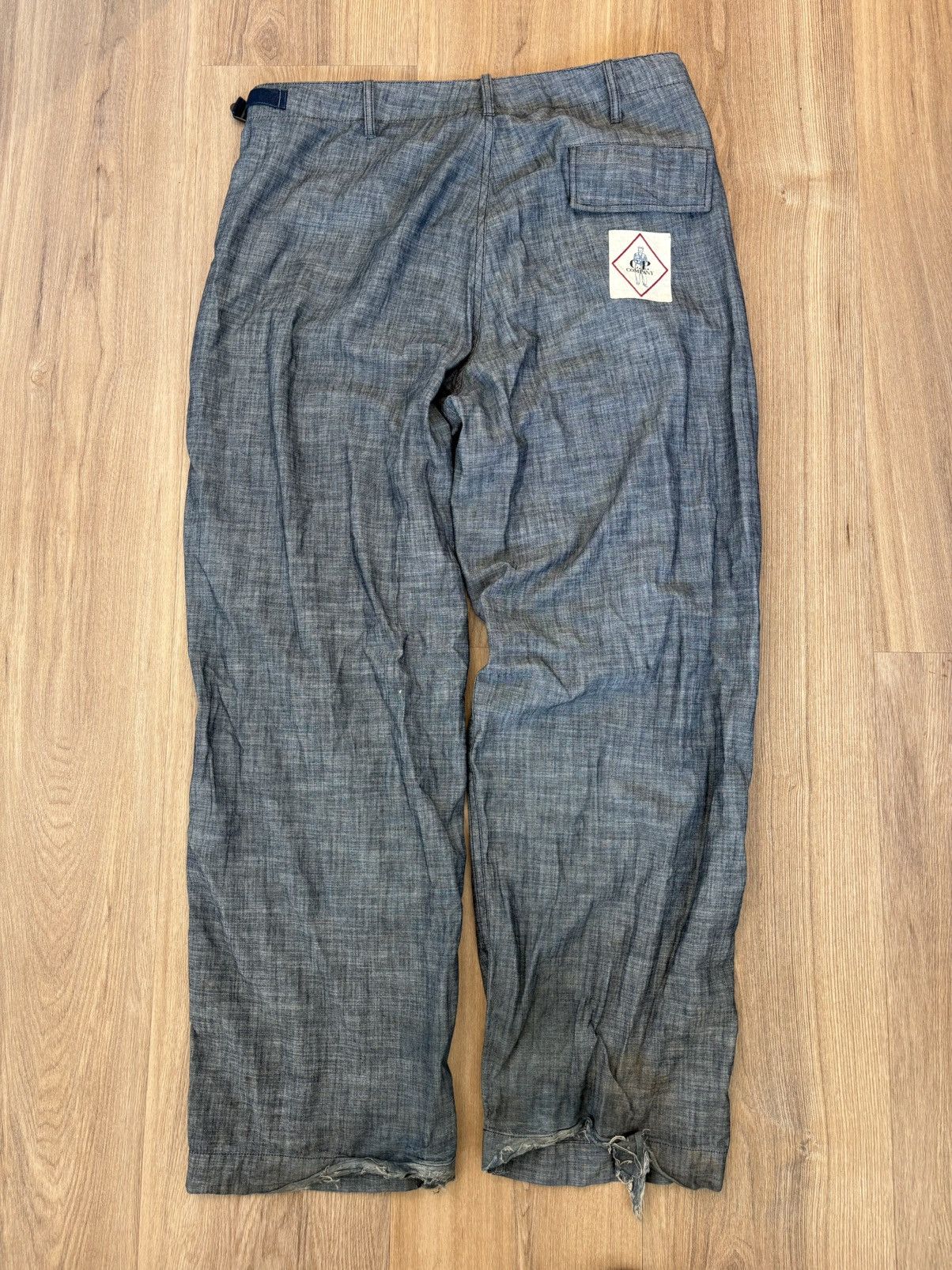 C.P. Company C.P. COMPANY Blue Chambray Loose Cargo Pants Size US 32 / EU 48 - 2 Thumbnail