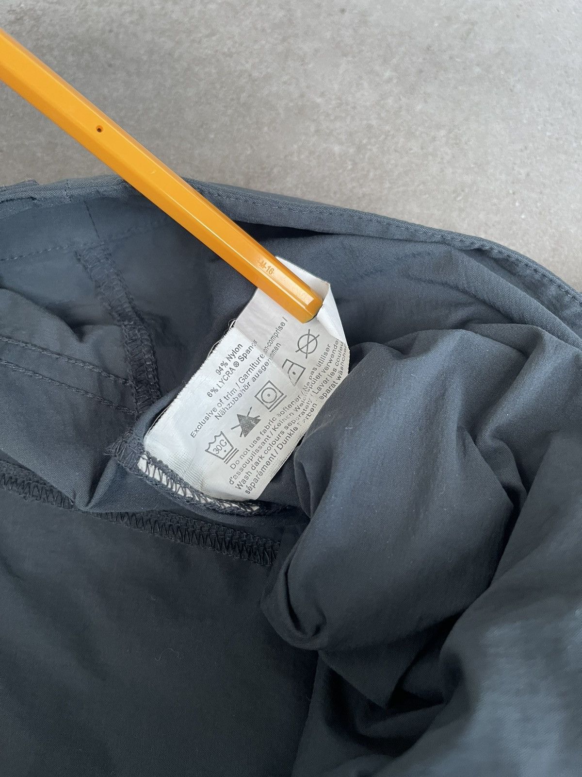 Arc'teryx Arc'Teryx Technical Grey Swamp Cargo Track Pants Size US 32 / EU 48 - 21 Thumbnail