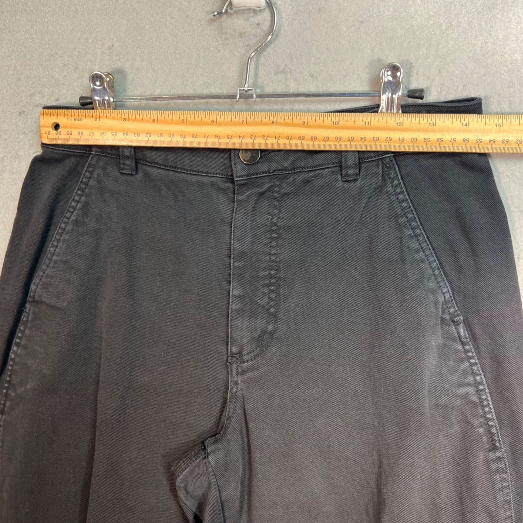 Everlane Everlane Pants Chino Tapered Adult Womens 4 Tall Black Organic Cotton Blend Stretch Zipper Front Flat Rise High Inseam 28 in Regular Casual Mens? Size 27" / US 4 / IT 40 - 5 Thumbnail