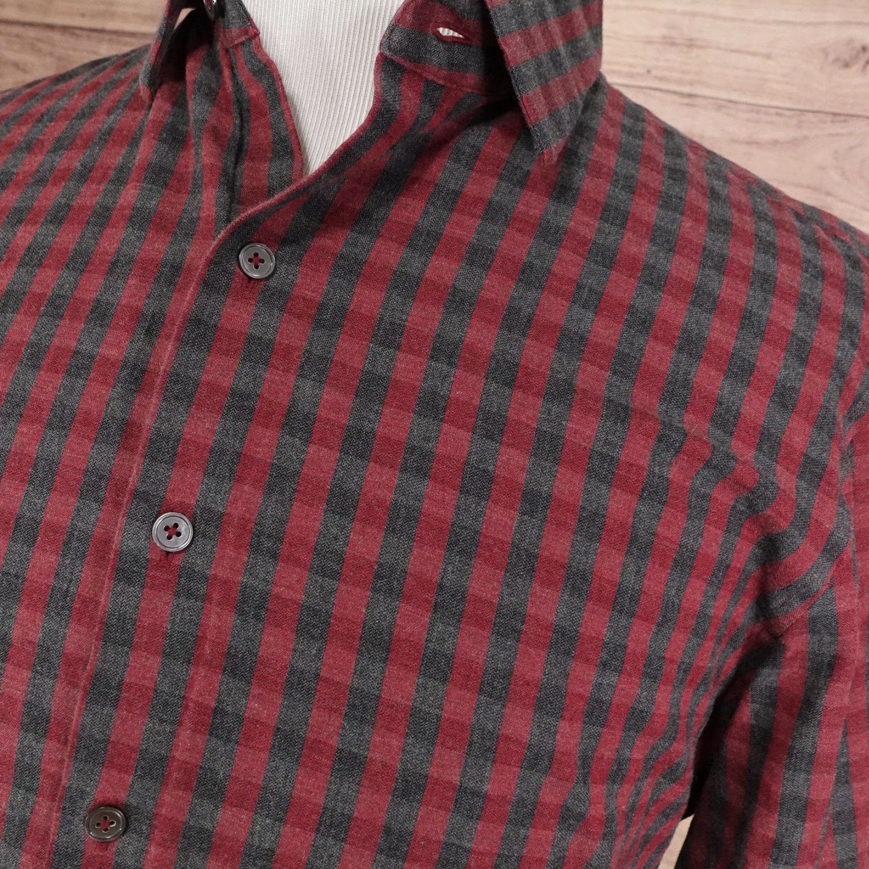 Vintage ZACHARY PRELL Shirt Mens L Red Check Flannel Long Sleeve Button-Up Slim Fit 100% Cotton Size US L / EU 52-54 / 3 - 2 Thumbnail