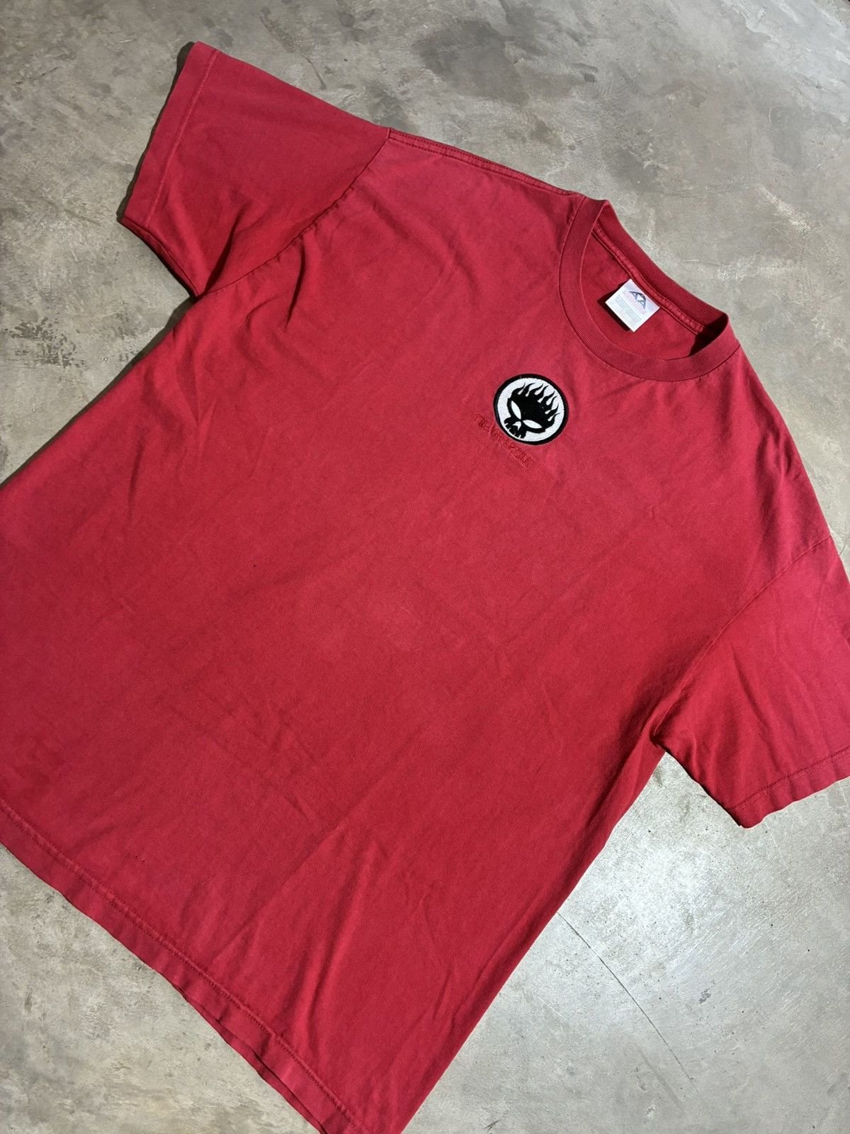 Alstyle The Offspring Flaming Skull Embroidered T Shirt Red XL Size US XL / EU 56 / 4 - 7 Thumbnail
