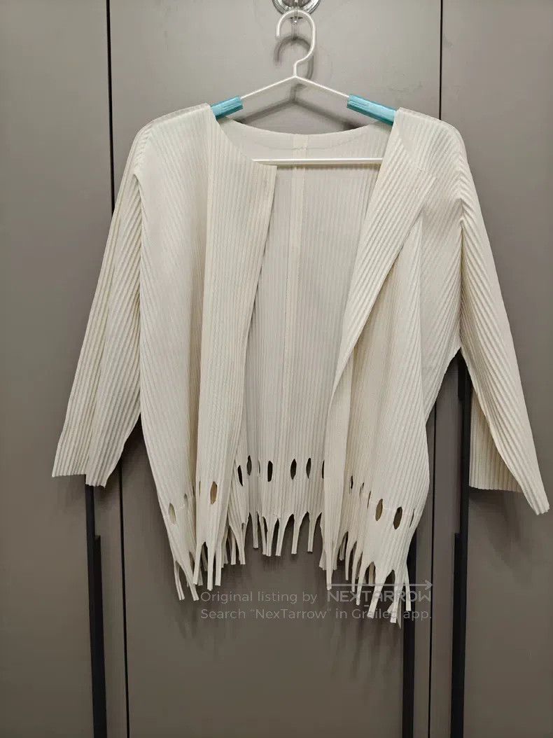 Issey Miyake Issey Miyake size:one size White Cardigan Size XXS / US 00 / IT 34 - 2 Thumbnail