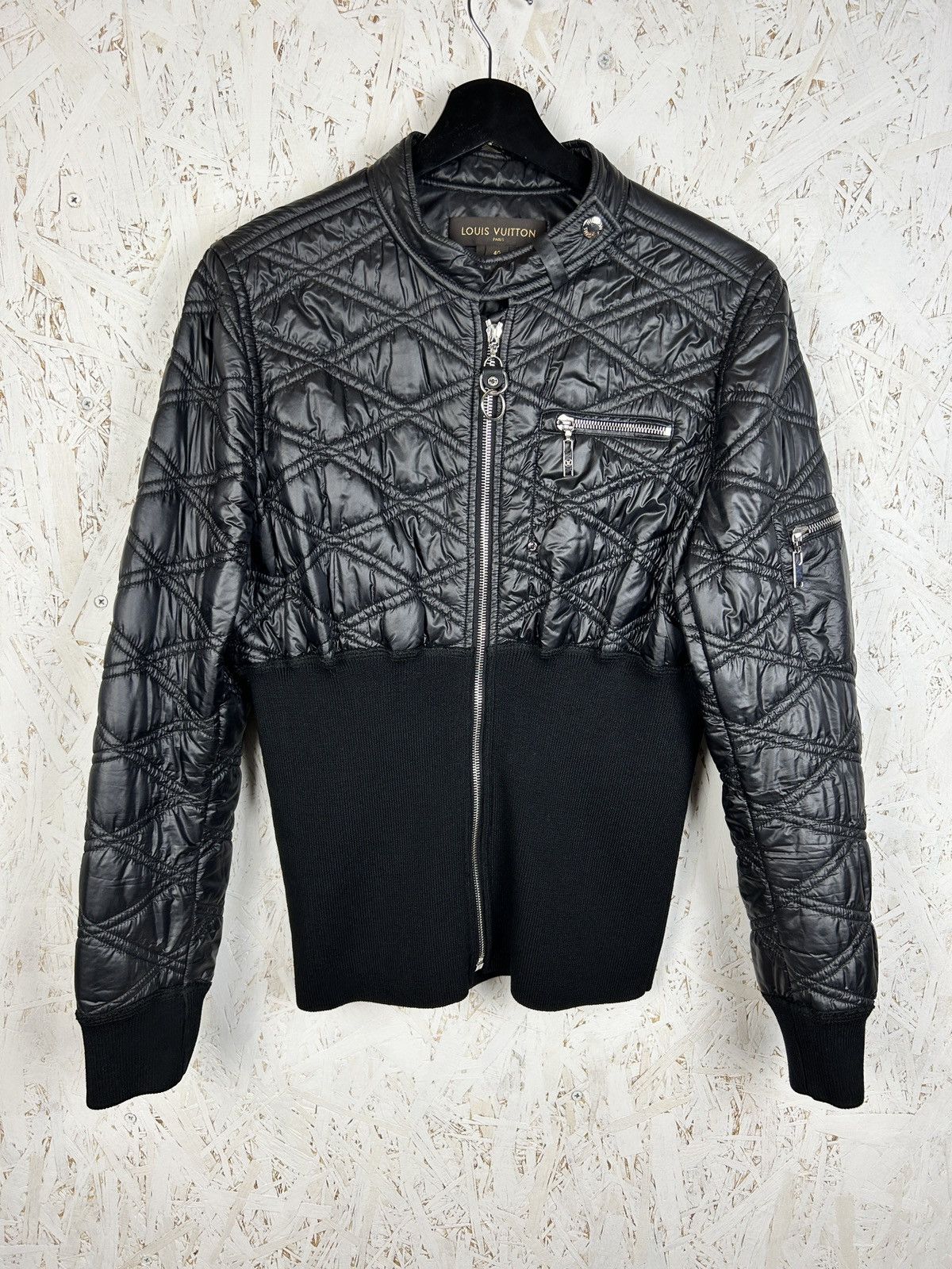 Louis Vuitton Louis Vuitton FW17 Ribbed Waist Quilted Jacket Black 40 Size S / US 4 / IT 40 - 1 Thumbnail