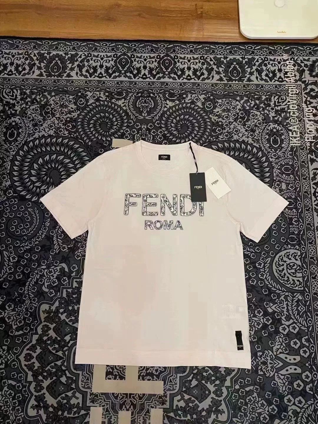 Fendi Fendi Jungle Logo Short Sleeve Tee Size US S / EU 44-46 / 1 - 1 Thumbnail