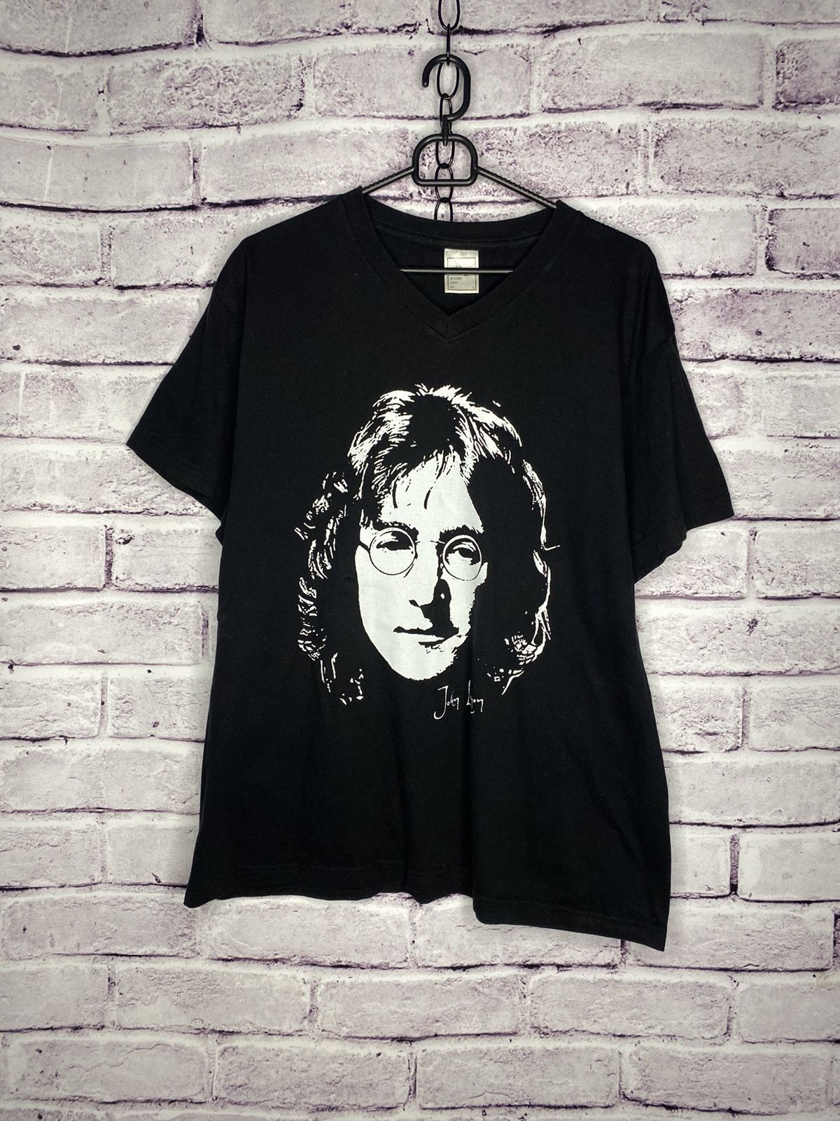Vintage Mens T-Shirt Vintage John Lennon Overprint logo Tee Size US L / EU 52-54 / 3 - 1 Thumbnail