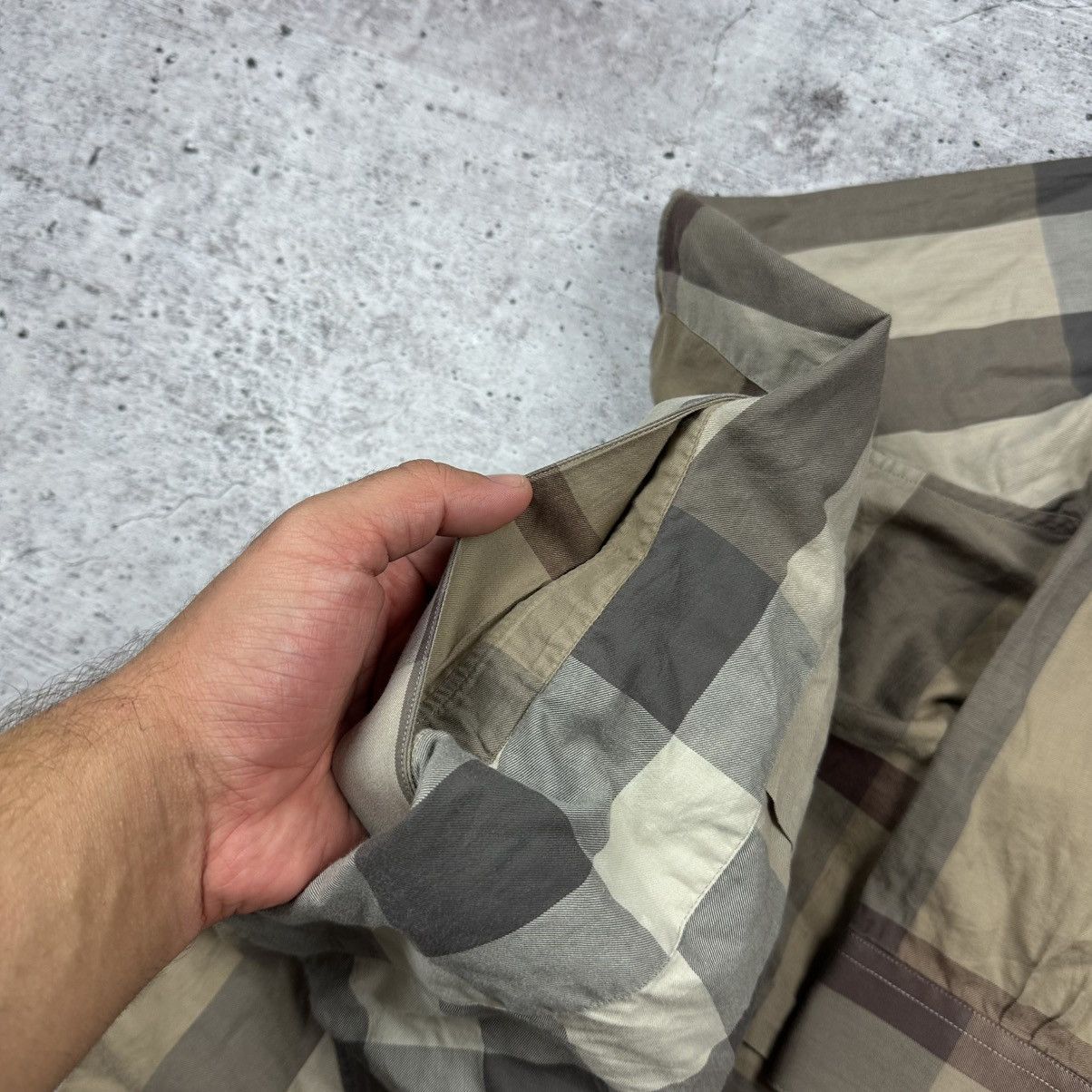 Burberry Burberry London Nova Check Full Patterned Button Up Shirt Size US M / EU 48-50 / 2 - 15 Thumbnail