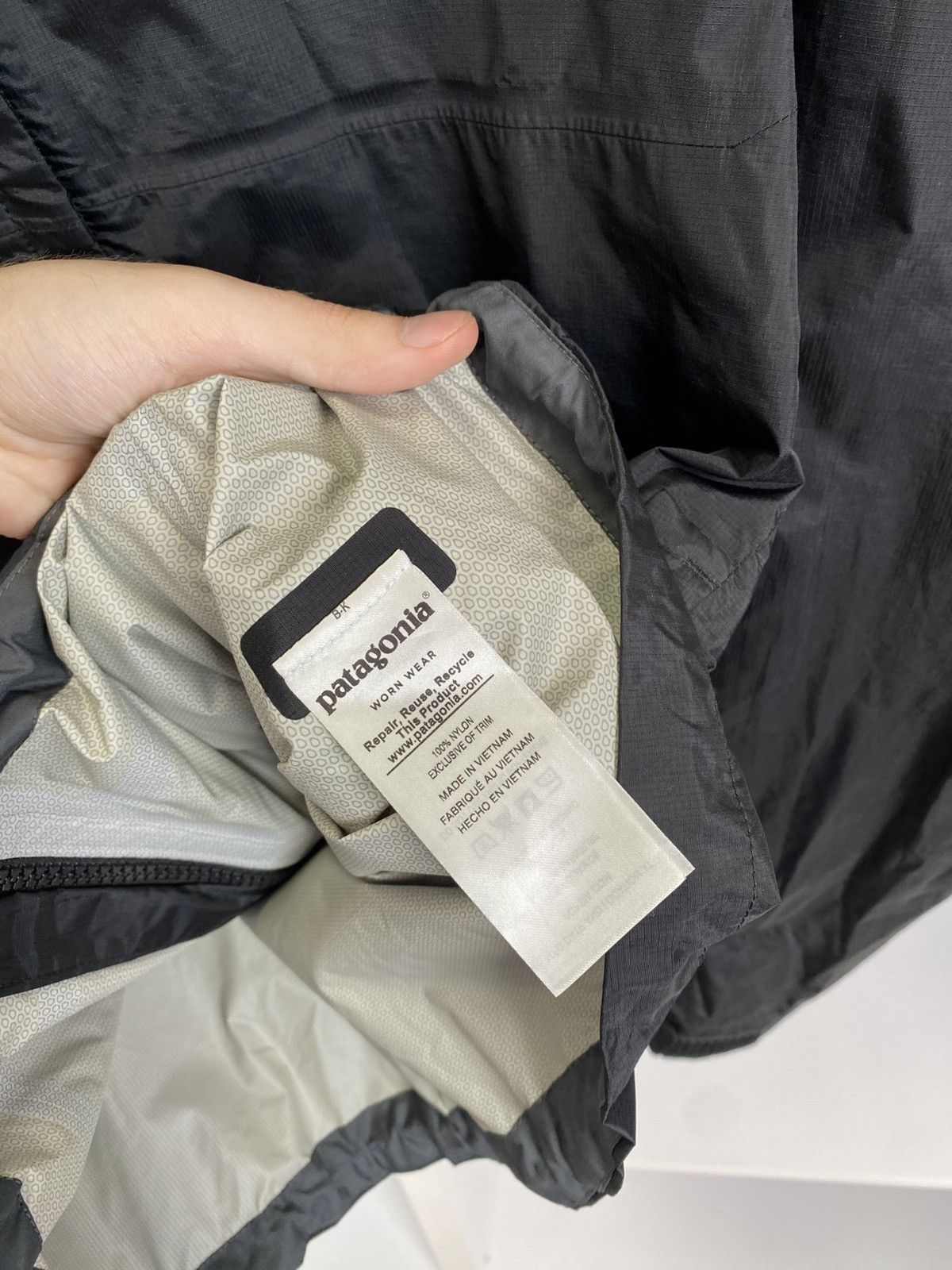 Patagonia Vintage Patagonia Black Windbreaker Jacket Size US M / EU 48-50 / 2 - 8 Thumbnail