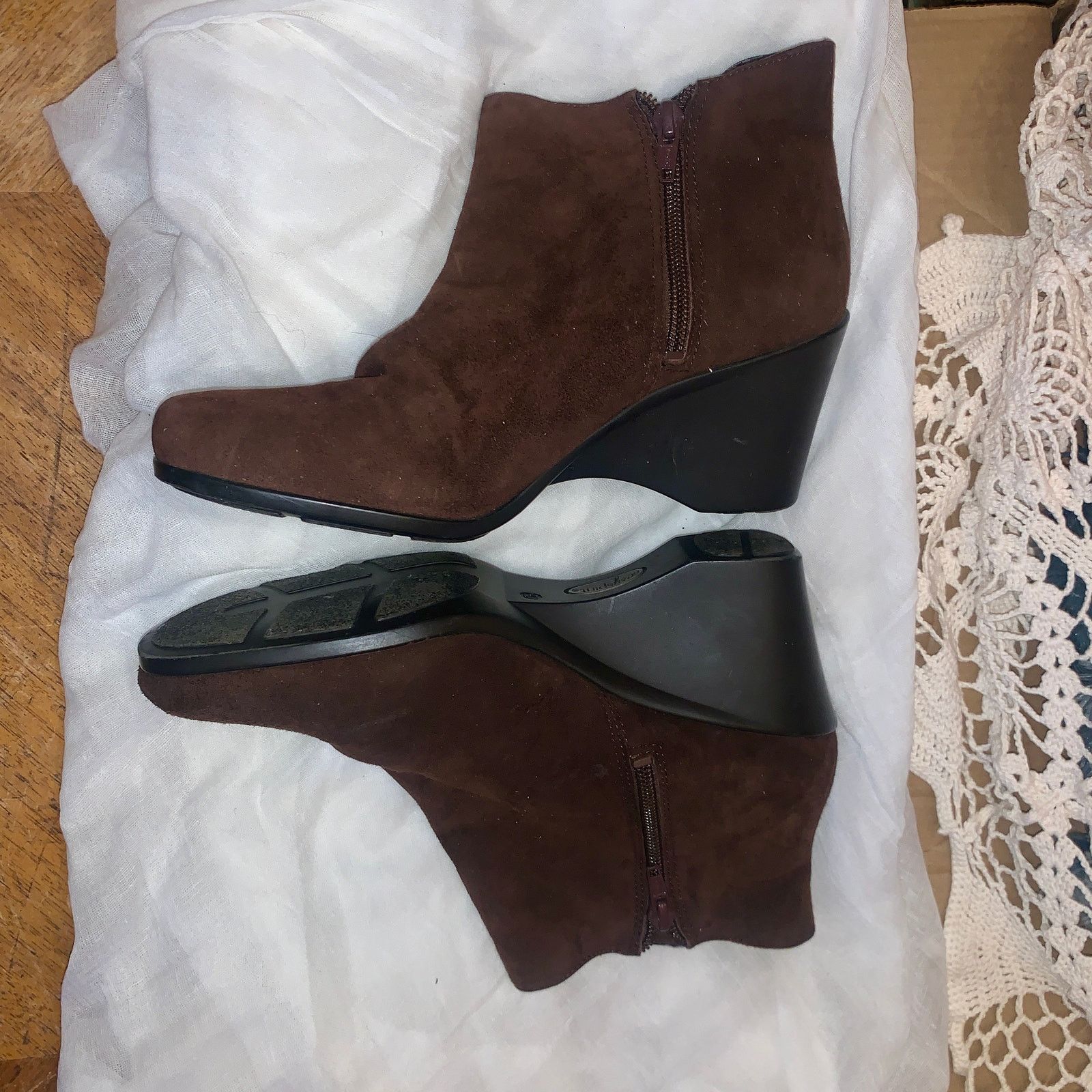 0 EASY SPIRIT BROWN SUEDE WEDGE ANKLE BOOTS BOOTIES 7.5 Size US 7.5 / IT 37.5 - 2 Thumbnail