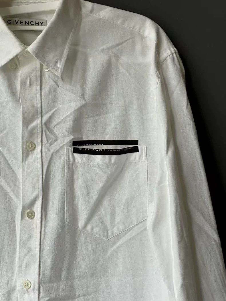 Givenchy Givenchy Size40 Chest logo shirt Size US M / EU 48-50 / 2 - 3 Thumbnail