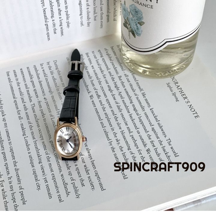 Jewelry Retro Vintage Watch with Leather Strap Size ONE SIZE - 1 Thumbnail