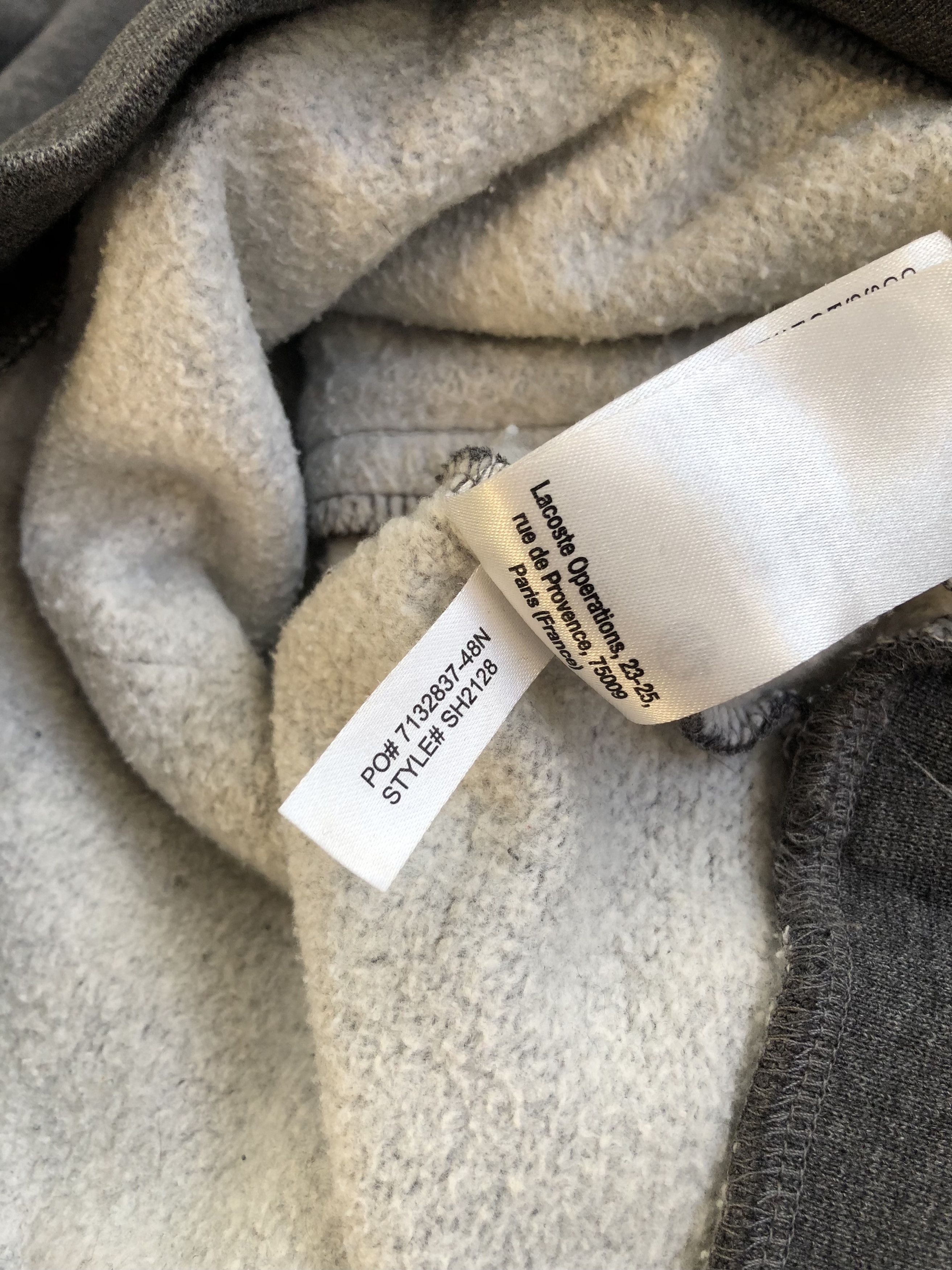 Lacoste LACOSTE Hype Minimalistic Mini Logo Hoodie Streetwear Casual Size US XL / EU 56 / 4 - 10 Thumbnail