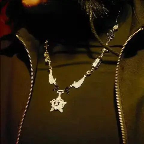 Jewelry Wings Stitching Star Necklace in Silver, Men's