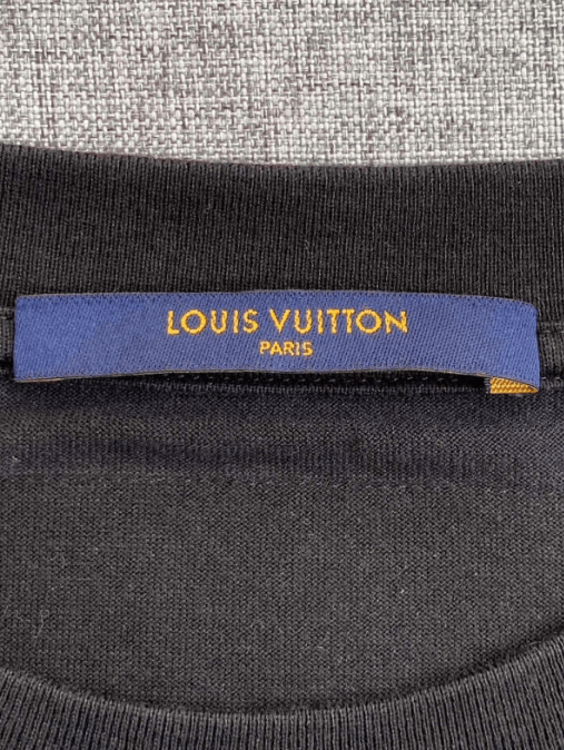 Louis Vuitton Louis Vuitton crew neck short sleeve Size US M / EU 48-50 / 2 - 2 Thumbnail