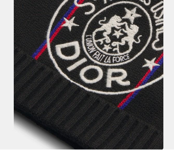 Dior o1w1db10325 Size: OS / 34UF Pompom Beanie Cap / Hat in Black Size ONE SIZE - 3 Thumbnail