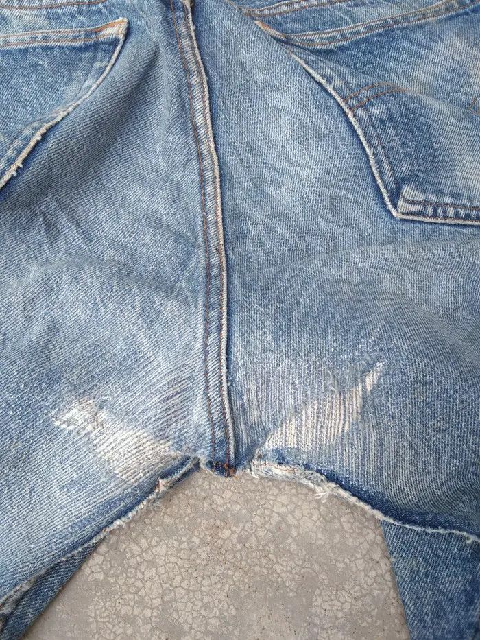 Levi's 80s Vintage Levis 501 Made In USA Distressed Jeans 31x30 Size US 31 - 6 Thumbnail