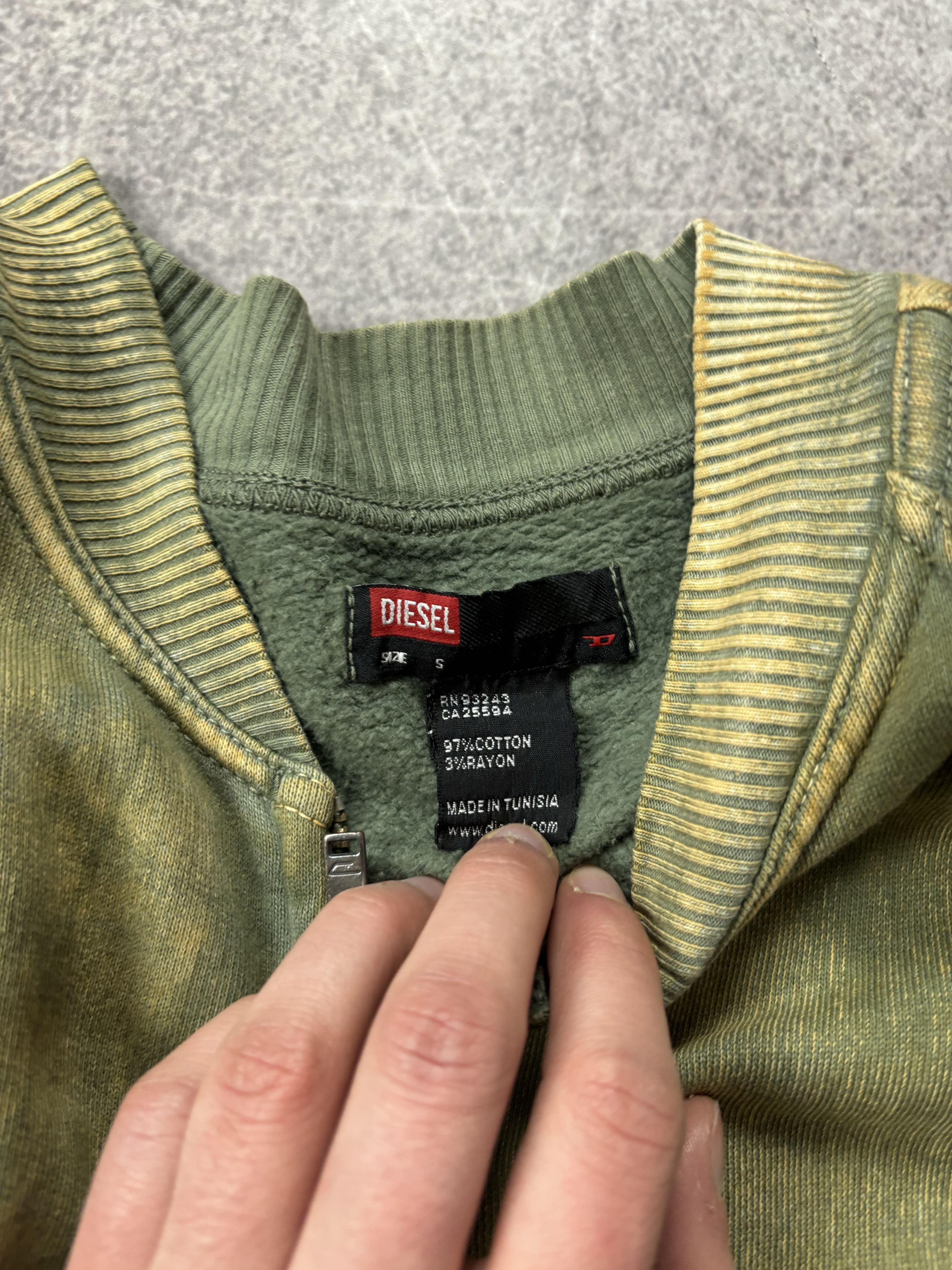 Diesel VTG JUNYA WATANABE STYLE WASHED TRASHED DIESEL SWEATSHIRT Size US S / EU 44-46 / 1 - 8 Thumbnail
