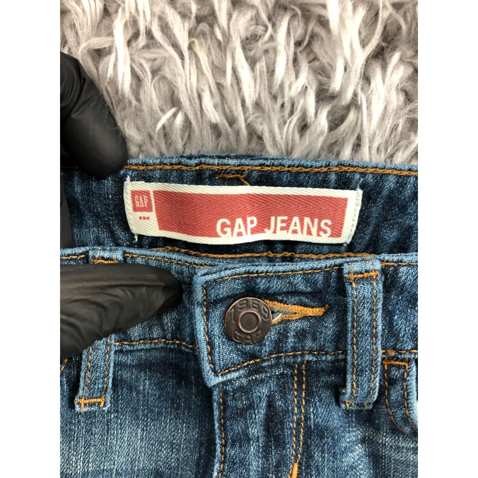 Gap Gap Bermuda Shorts Womens Size 1 Mid Rise Medium Wash Blue Beach Walking Casual 5-Pocket Denim Cotton Modern Womens Size 25" / US 0 / IT 36 - 5 Thumbnail