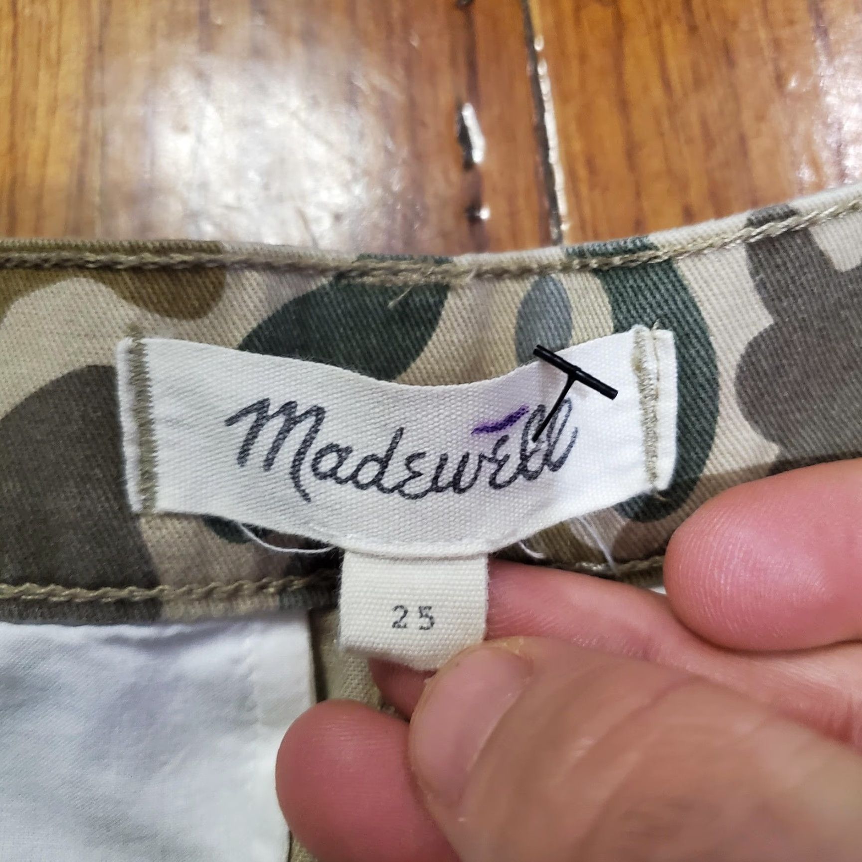 Madewell Madewell Cargo Pants Womens 25 Multicolor Camo Twill Straight Leg Casual Pockets Size 42" / US 20 - 7 Thumbnail