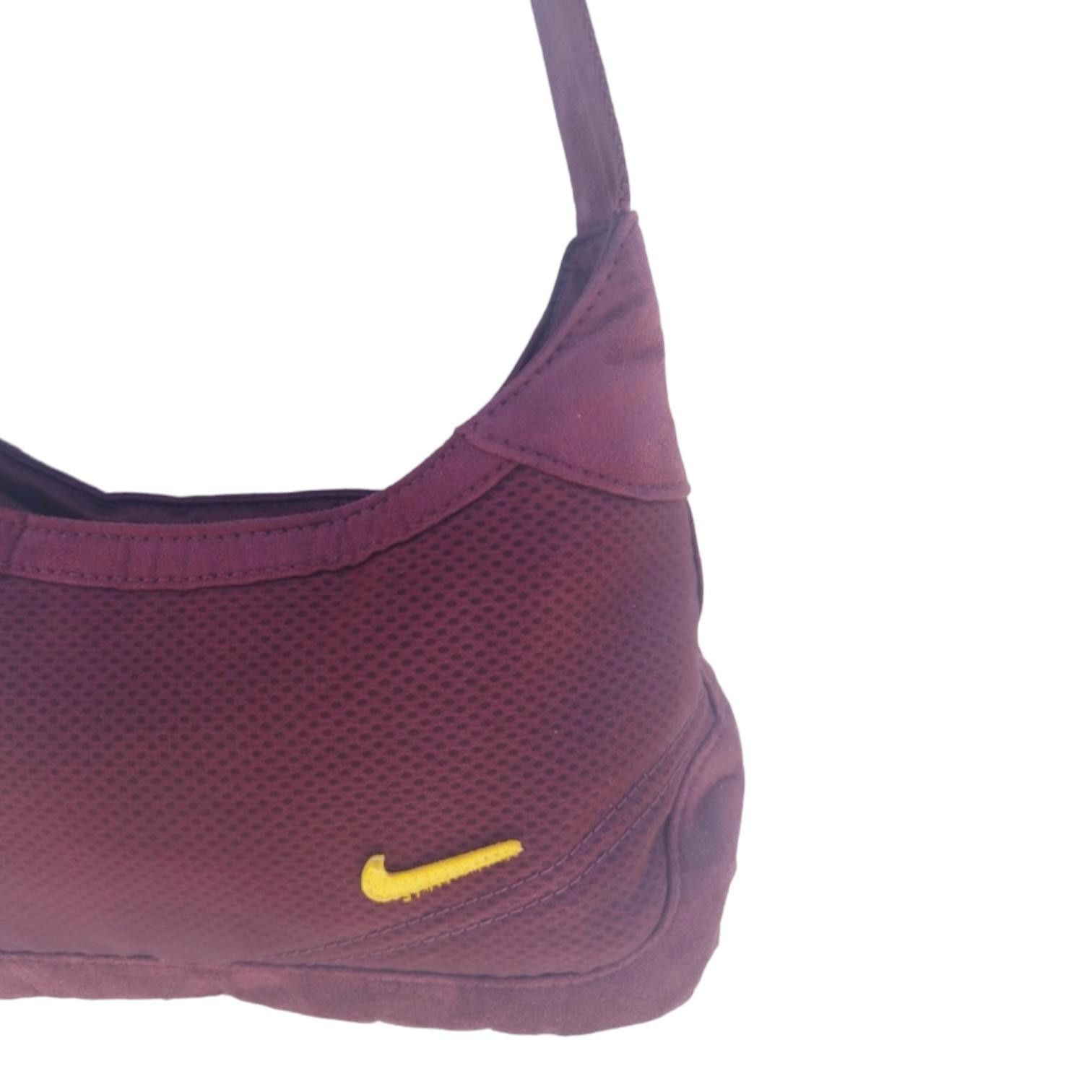 Nike The Nike Mini Baguette Sneaker Sole Bag Size ONE SIZE - 2 Thumbnail