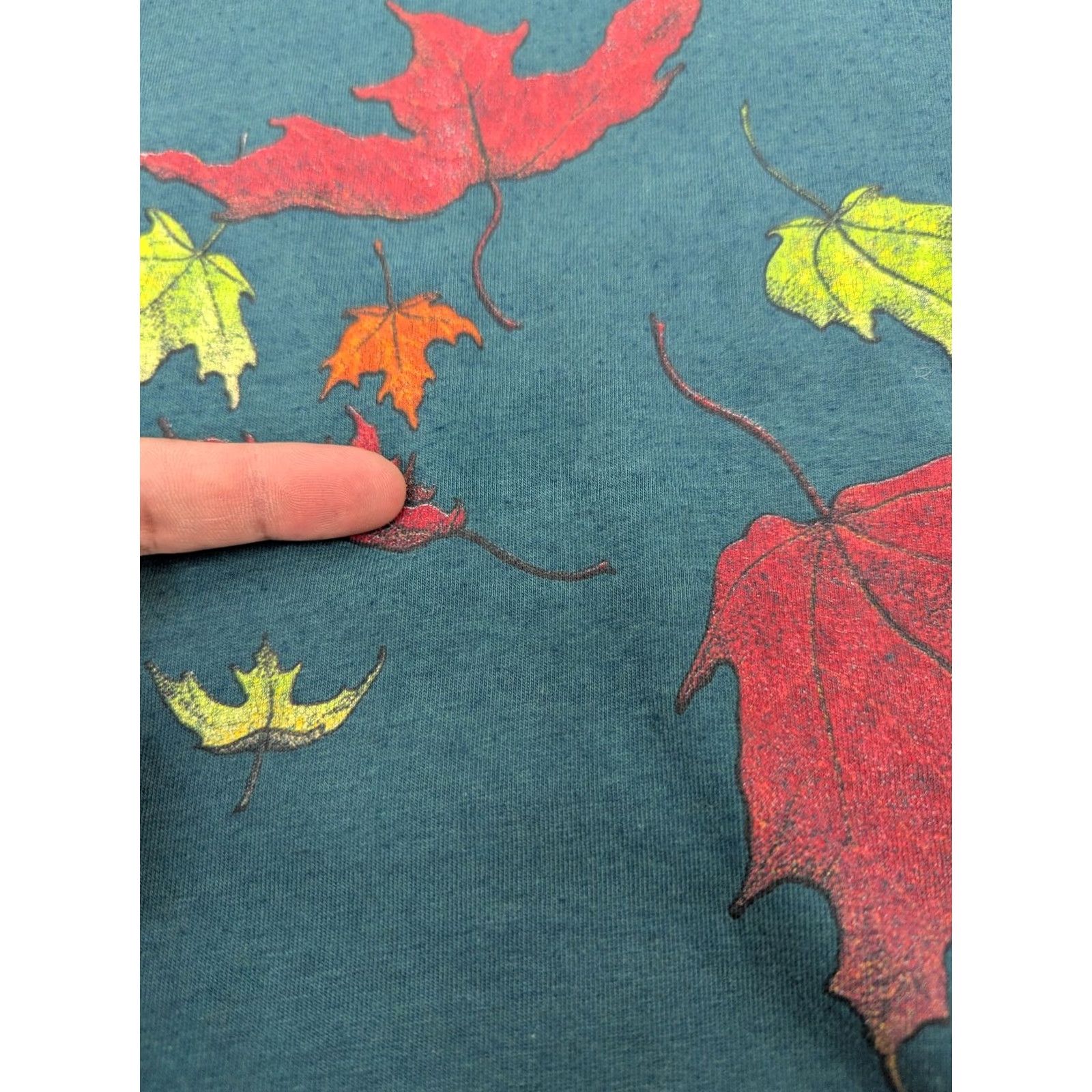 Vintage Vintage Liscombe Lodge Canada Maple Leaf Shirt Green 90s Crew Neck T-Shirt Logo Men S/M Autumn Christmas Maple Leaf Canada Shirt Mens Size US S / EU 44-46 / 1 - 6 Thumbnail