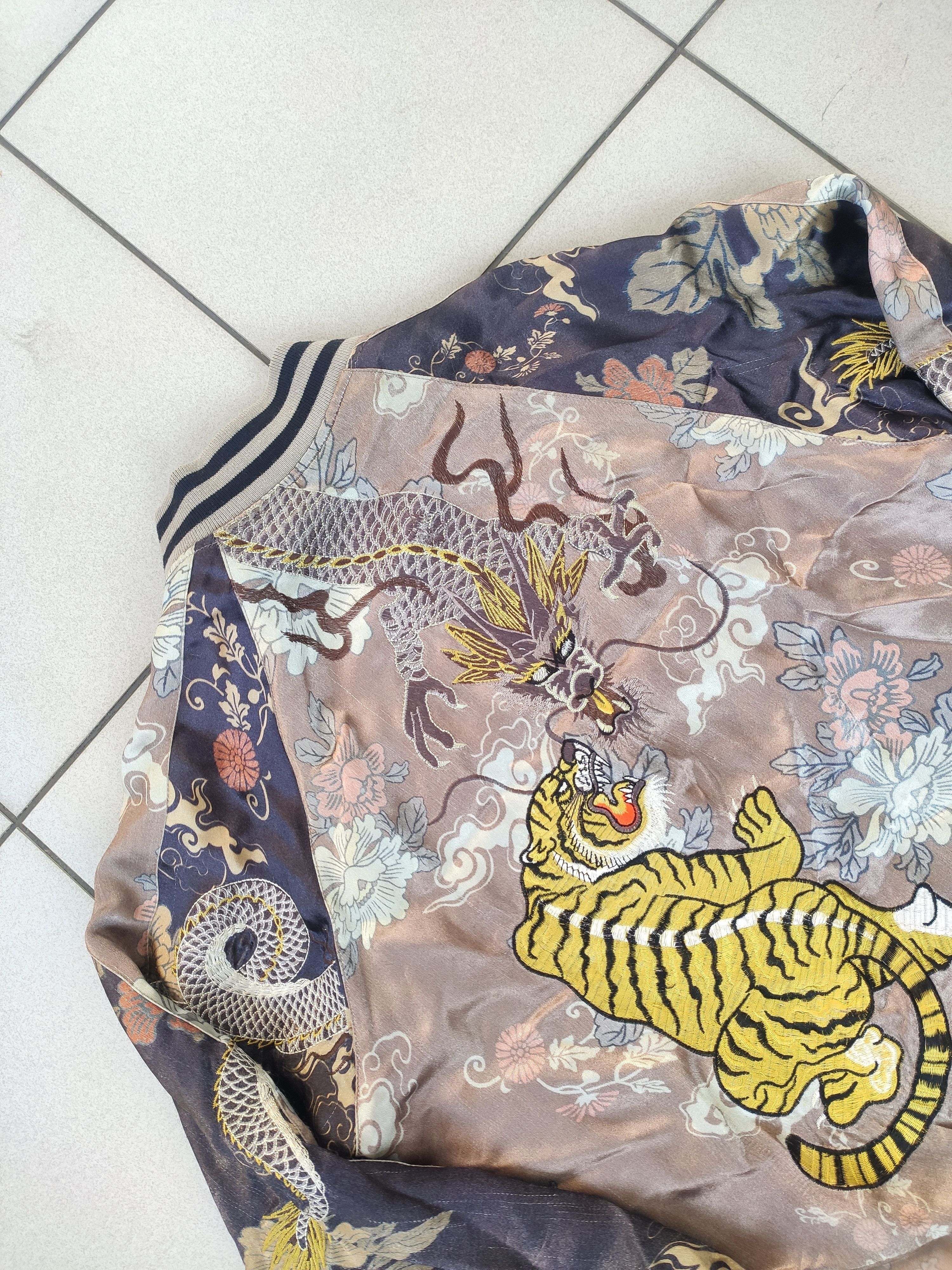 Zara Rare Zara bomber men jacket abstract retro silk Size US S / EU 44-46 / 1 - 7 Thumbnail