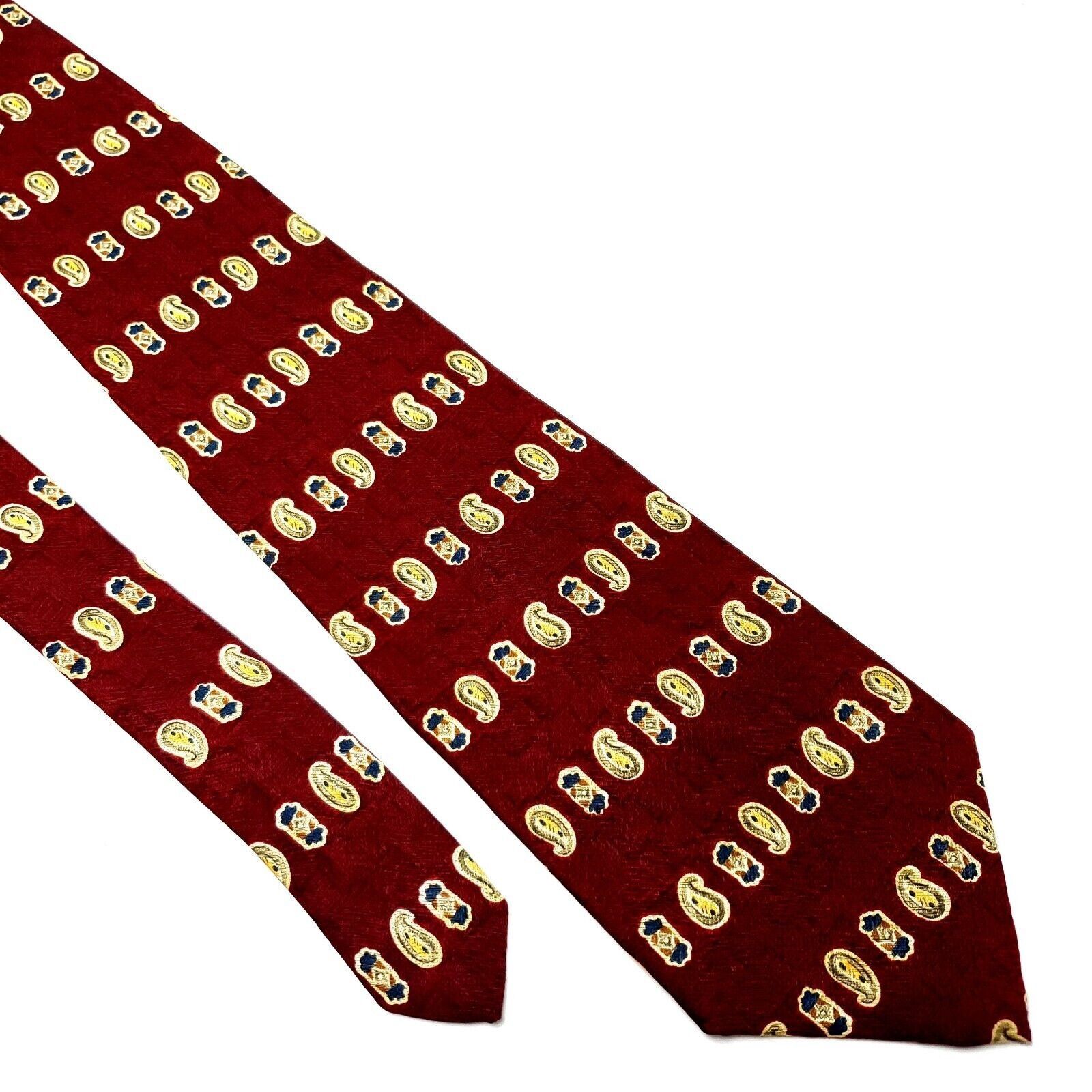 Vintage Geoffrey Beene Silk Tie Print Paisley Red Short Wide Size ONE SIZE - 1 Thumbnail