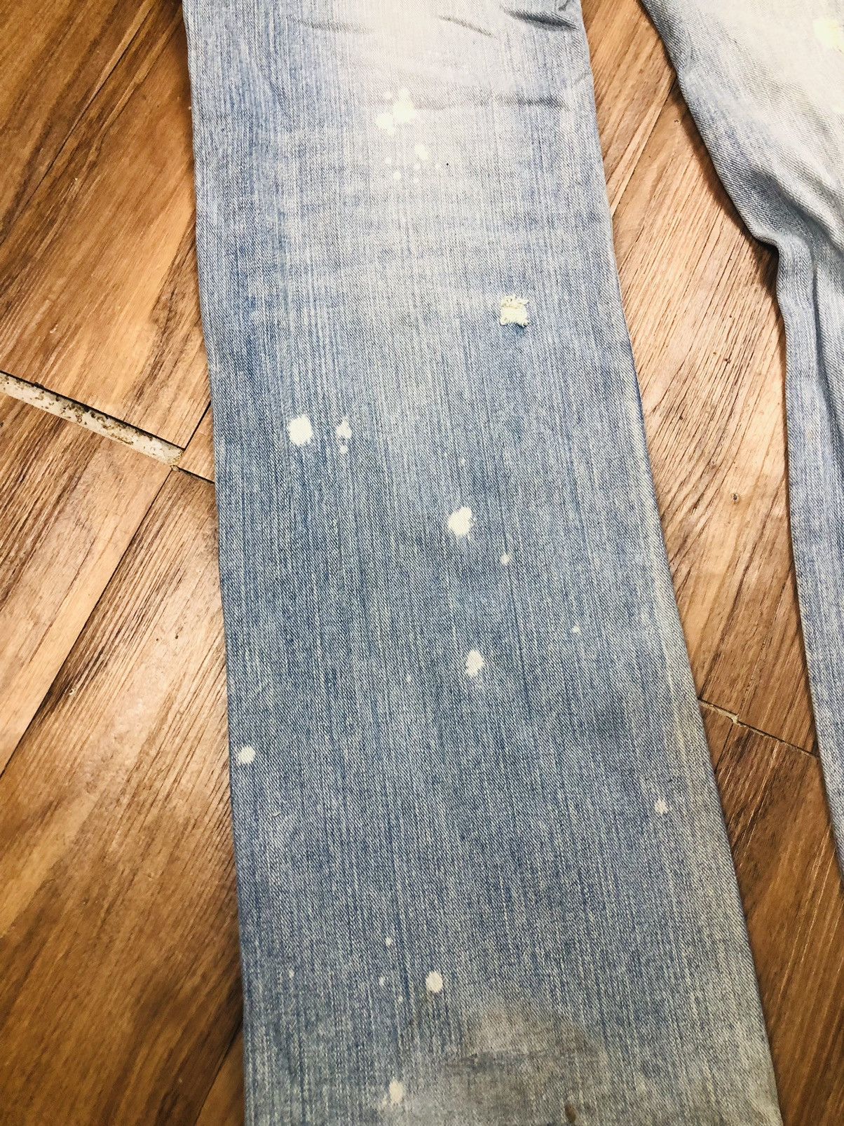 Japanese Brand EXHIBITIONIST Ripped Distressed Light Wash Jeans (37) Size US 31 - 16 Thumbnail