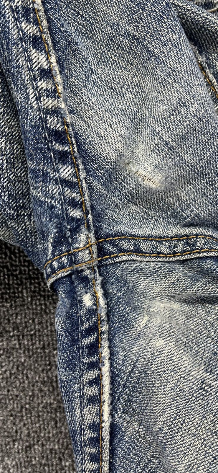 Levi's Vintage 90s Levis 501 Rare Trashed Jeans Denim Pants Size US 31 - 13 Thumbnail