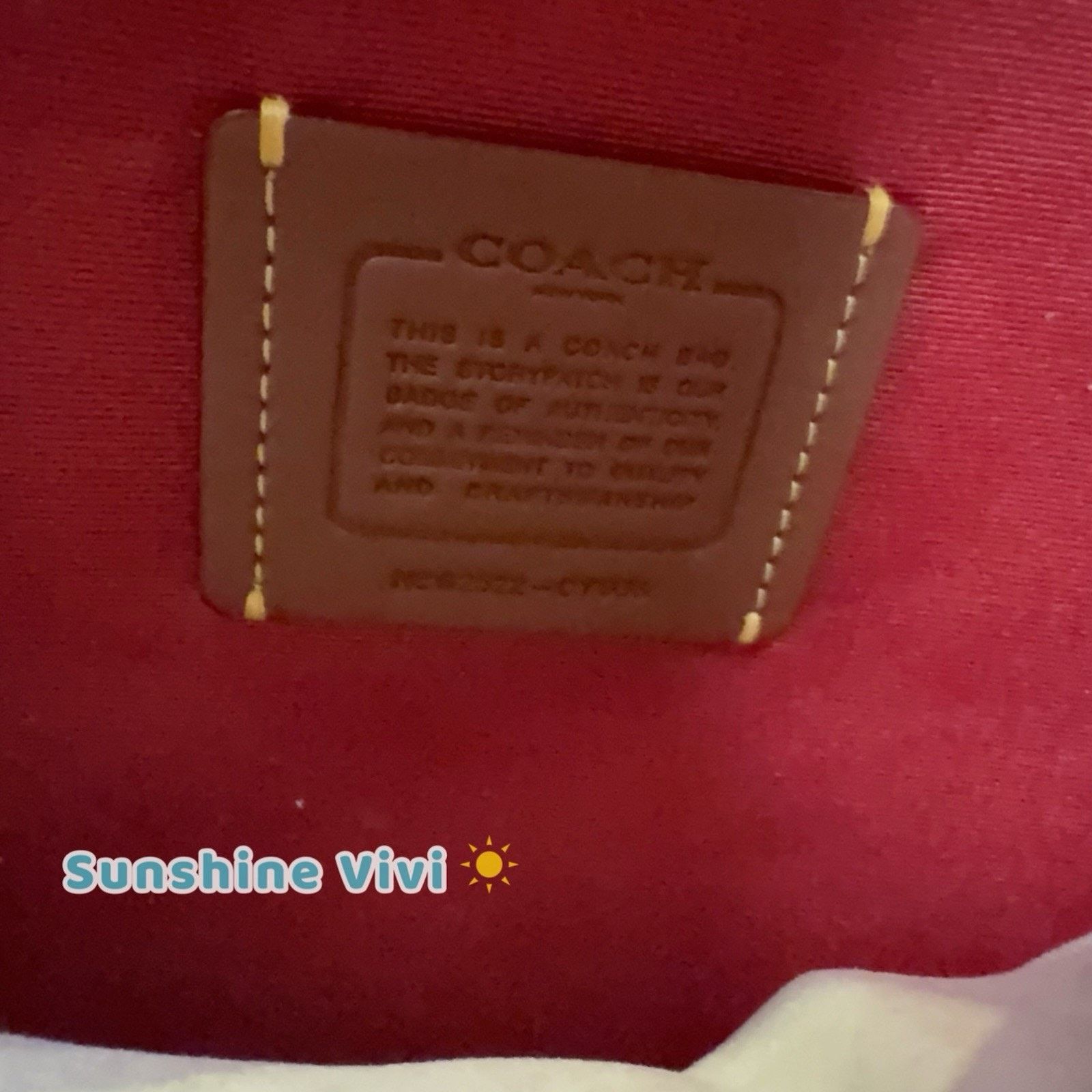 Coach NWT Bundle Coach Maggie Tote CY666 Red & Long Charm Chain Size ONE SIZE - 11 Thumbnail
