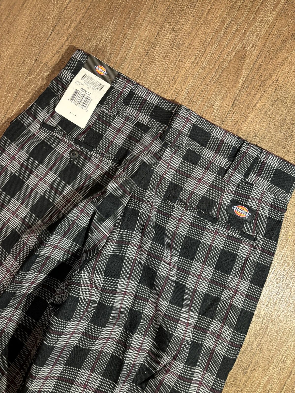 Dickies ***FINAL DROP***RARR BNWT DICKIES REGULAR FIT CHECKER 30x32 Size US 30 / EU 46 - 14 Thumbnail